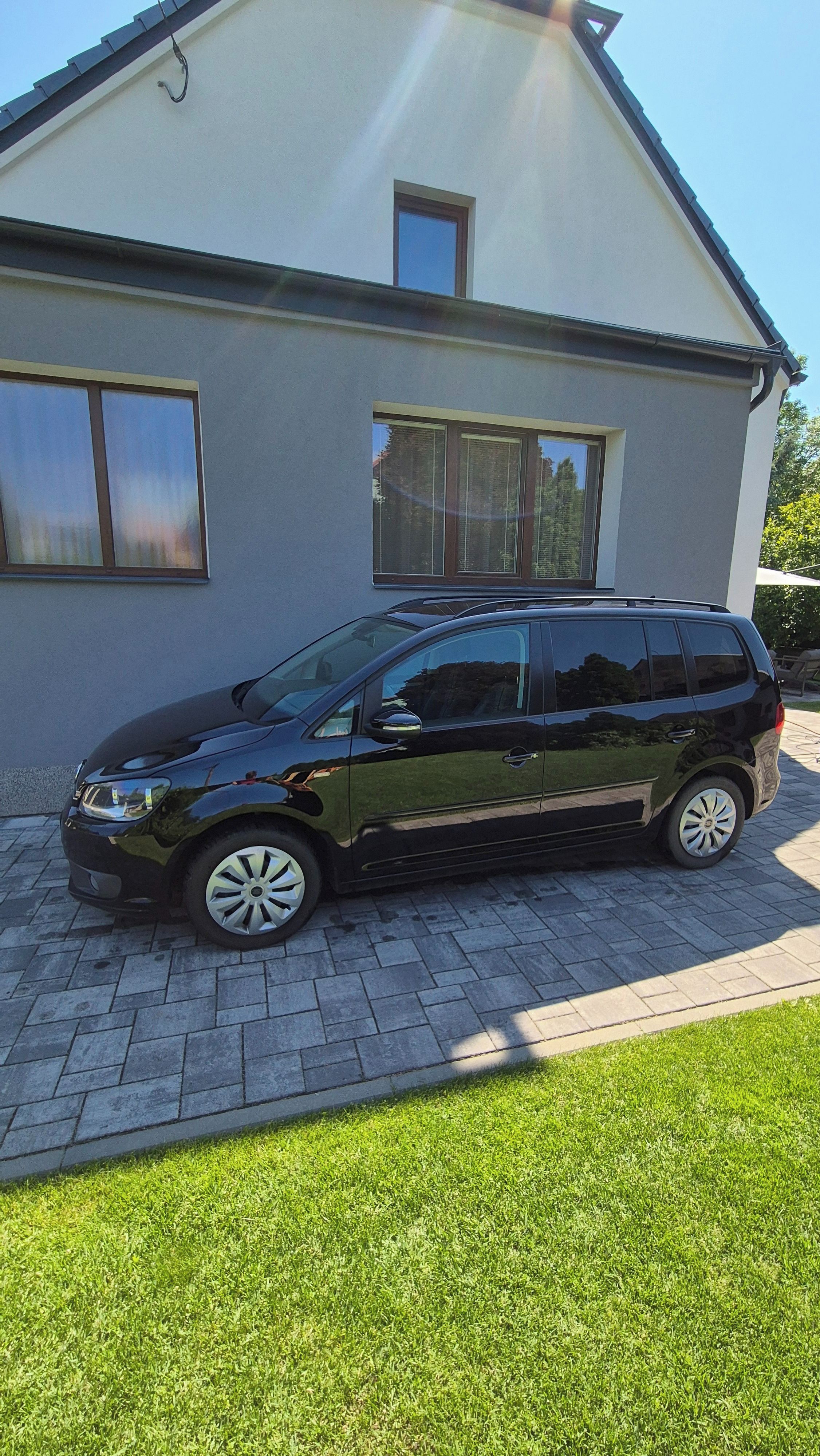 Volkswagen Touran, 1.6 TDI edice Match - fotka 3