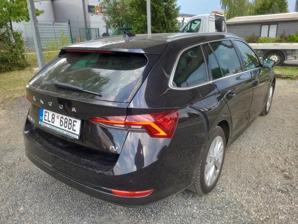 Škoda Octavia, STYLE PLUS iV PLUG-IN-HYBRID - fotka 2