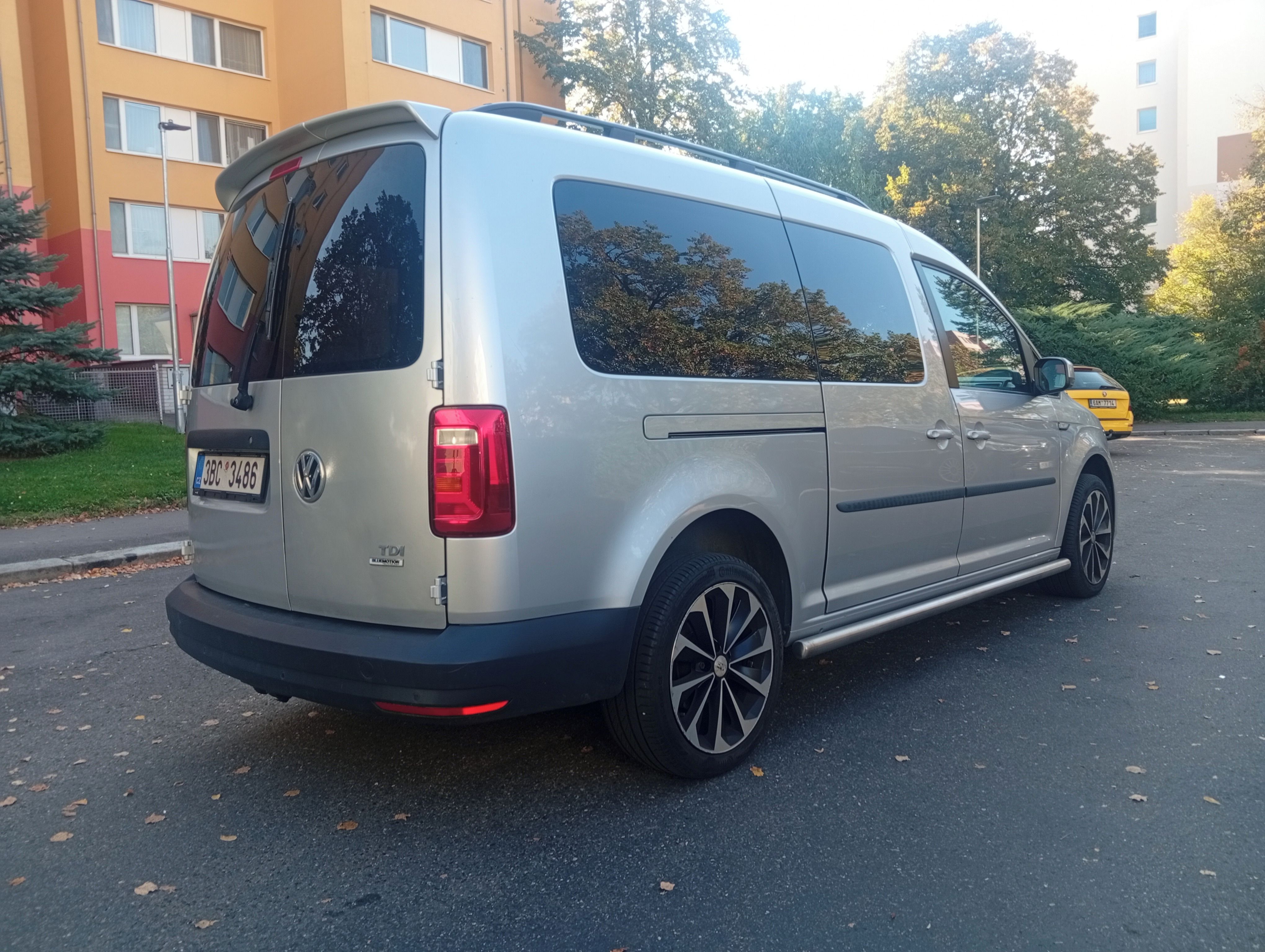 Volkswagen Caddy - fotka 4
