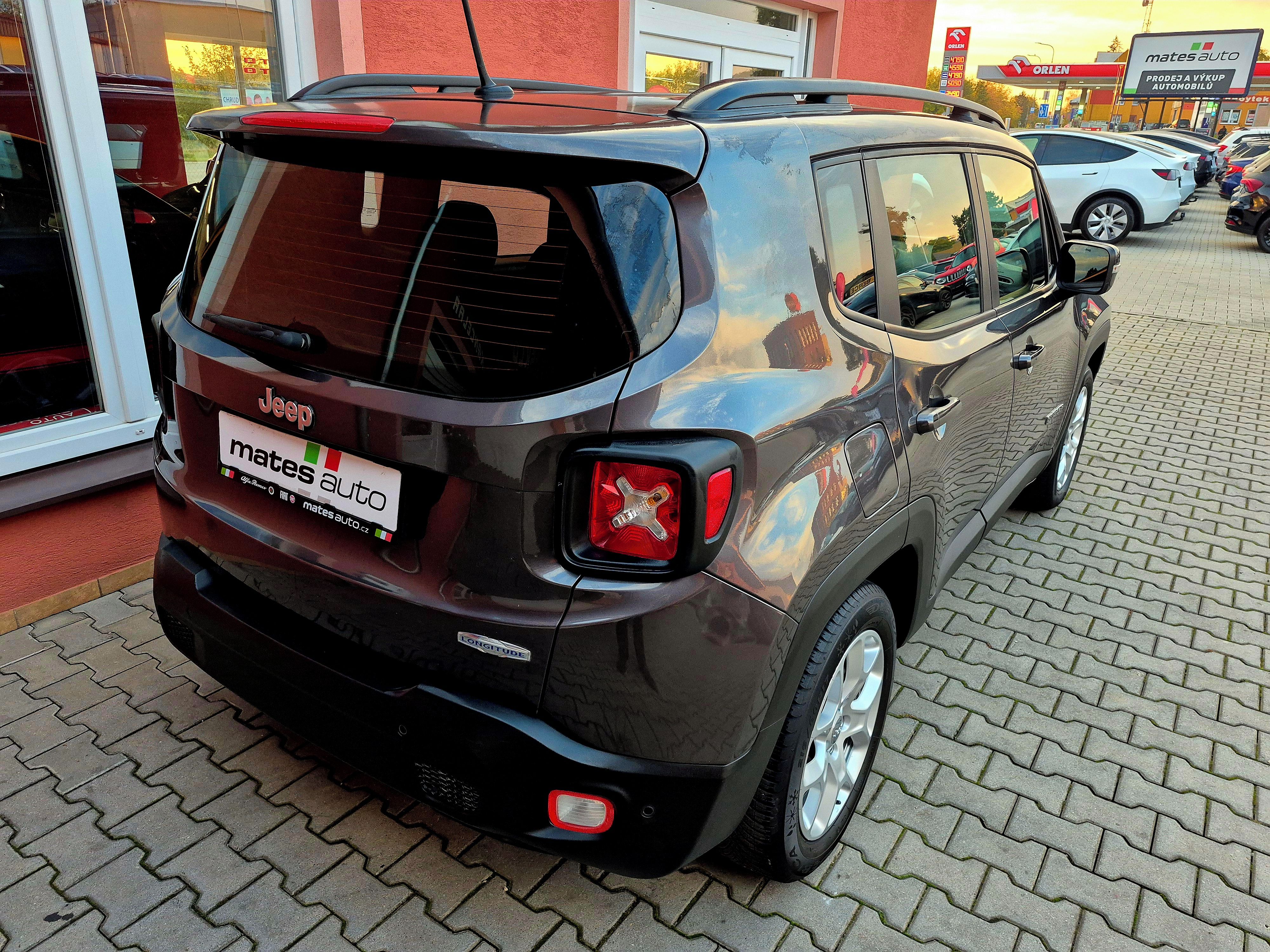 Jeep Renegade, 1.4 M-Air Longitude 103 kW TAŽ - fotka 6