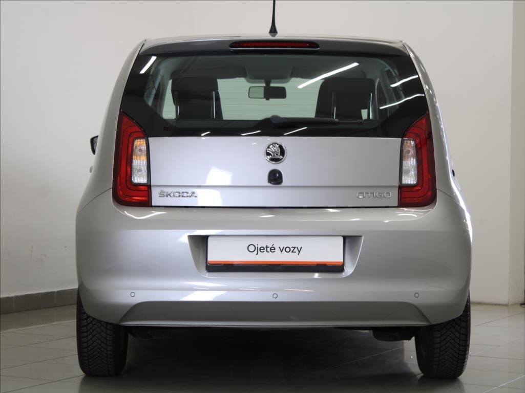 Škoda Citigo, 1,0 i 55kW AT 29 600km! 1.maj. - fotka 4