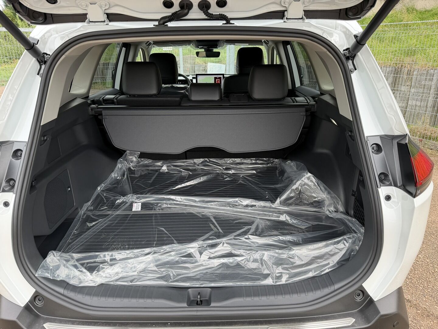 Toyota Rav4, FWD EXECUTIVE SKLADOVÝ VŮZ - fotka 6