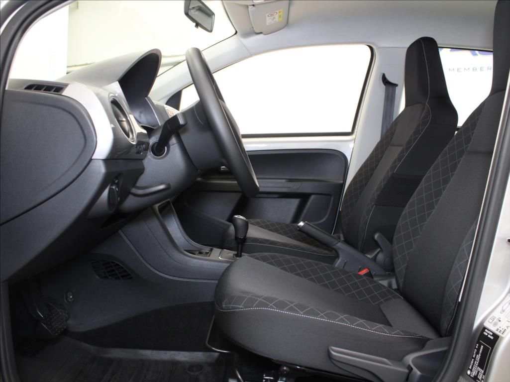Škoda Citigo, 1,0 i 55kW AT 29 600km! 1.maj. - fotka 6