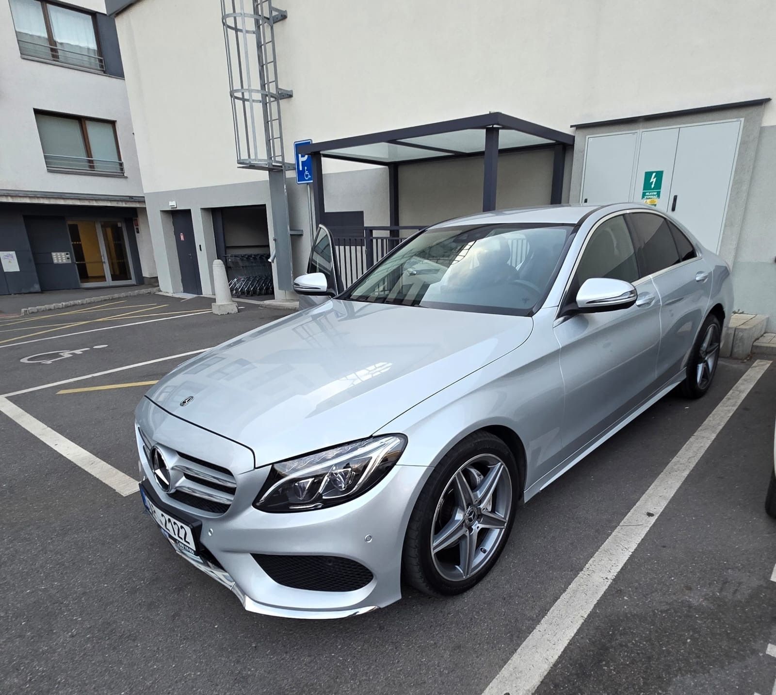 Mercedes-Benz Třídy C - fotka 2