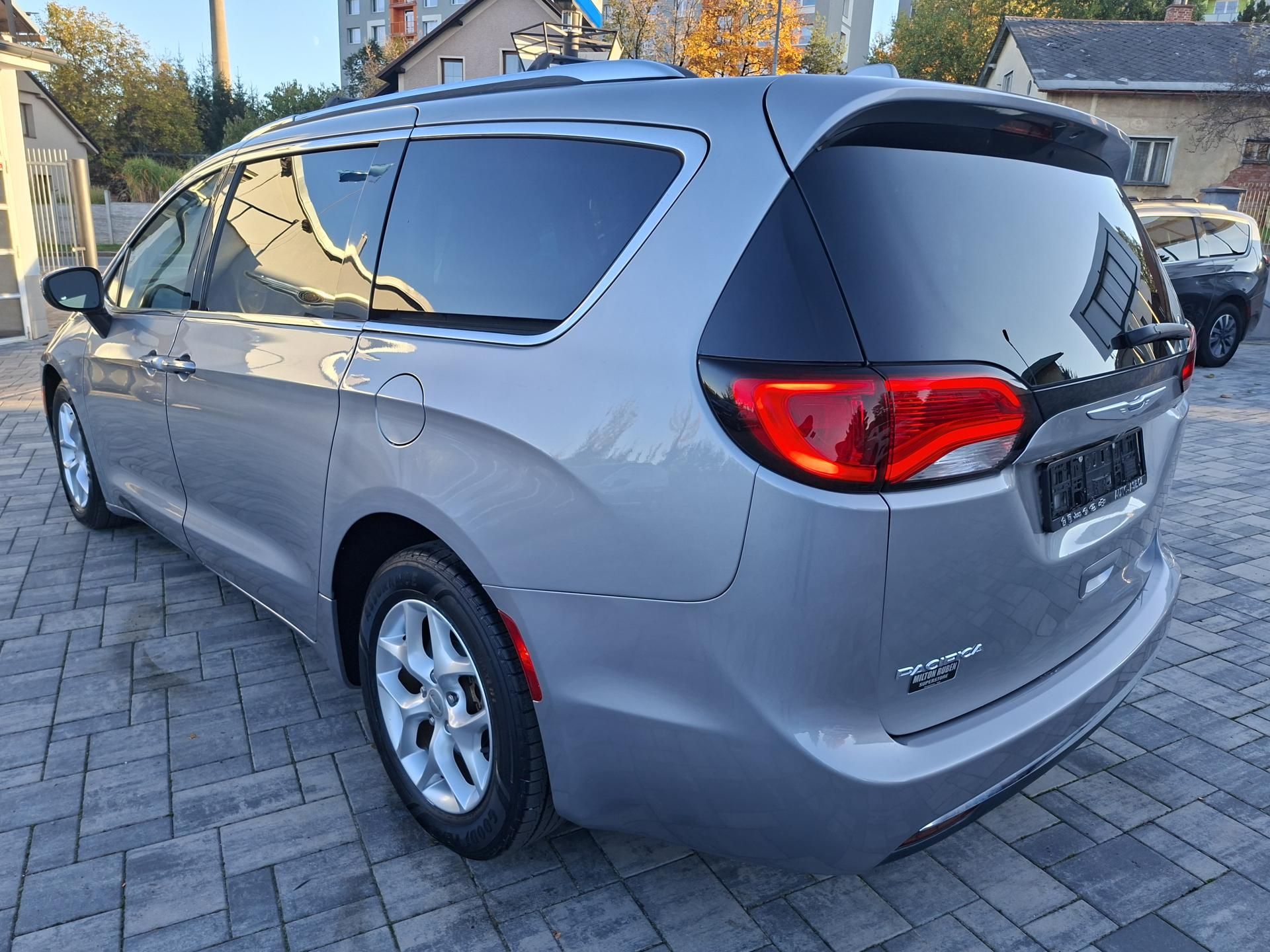 Chrysler Pacifica, 3,6L V6 Touring L PLUS,DVD,And - fotka 5