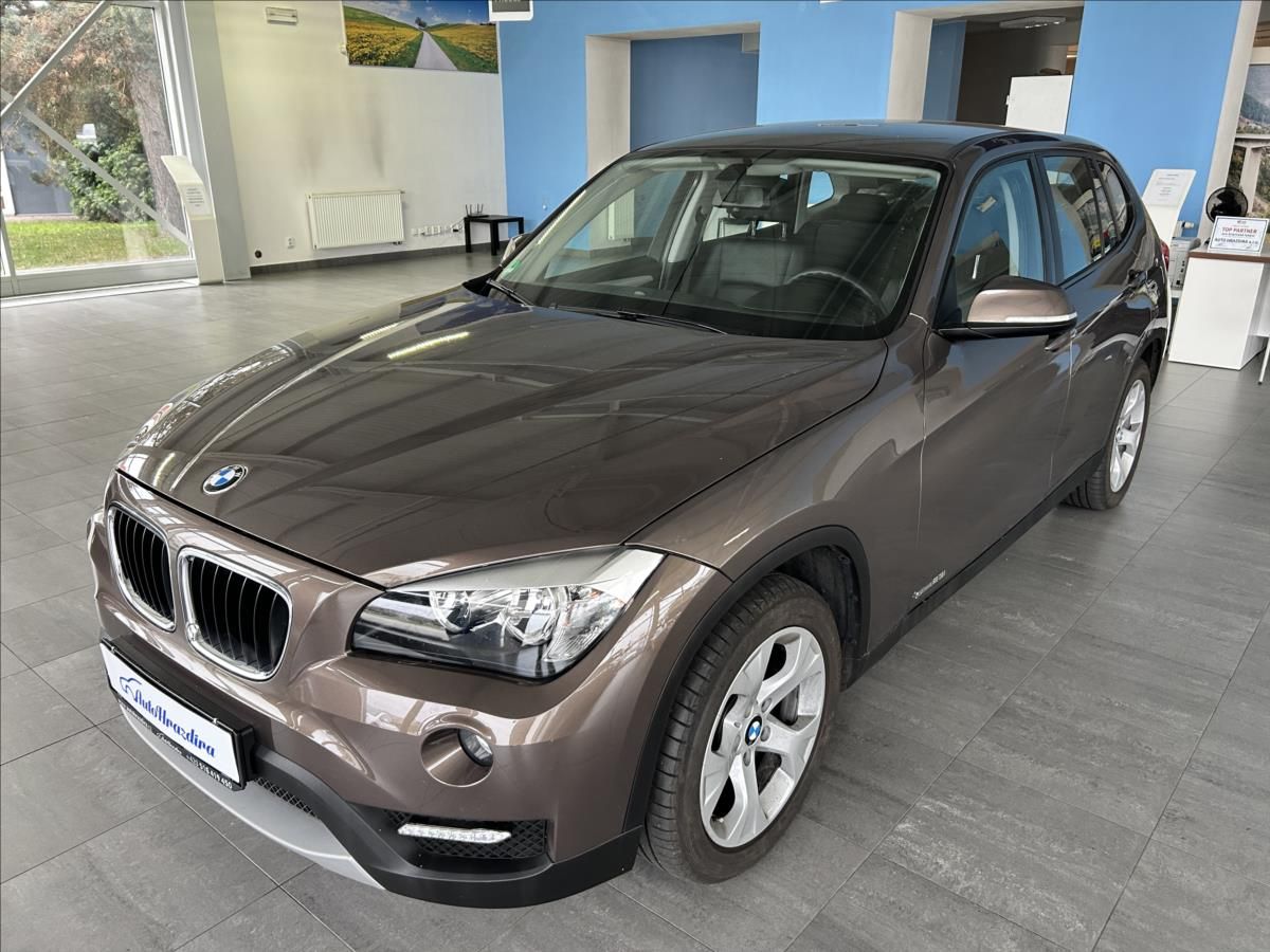BMW X1, 2,0   sDrive20i,AUTOMAT,1.MAJI - fotka 3