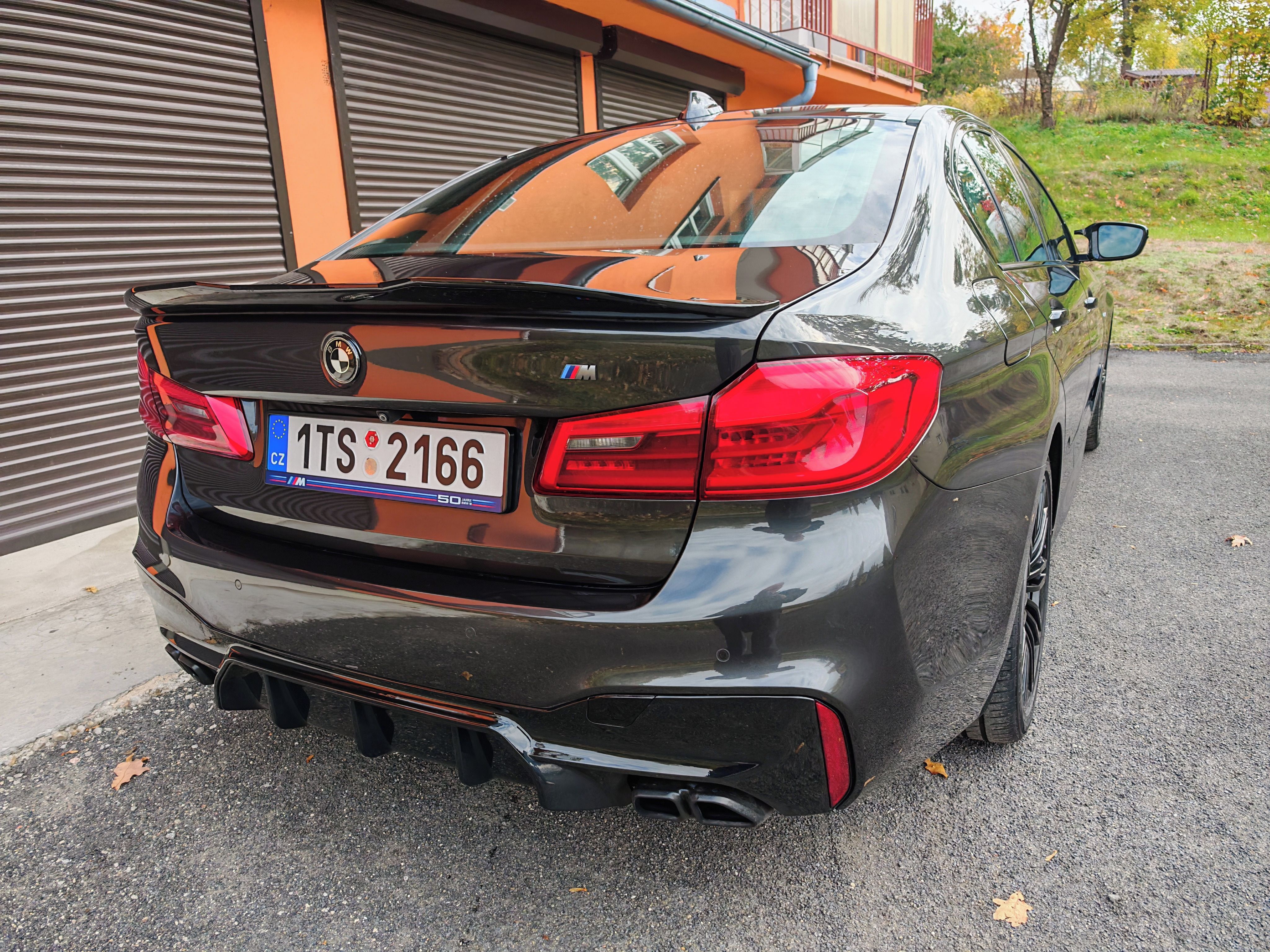 BMW Řada 5, 540d 295kW TOP stav X-drive - fotka 5