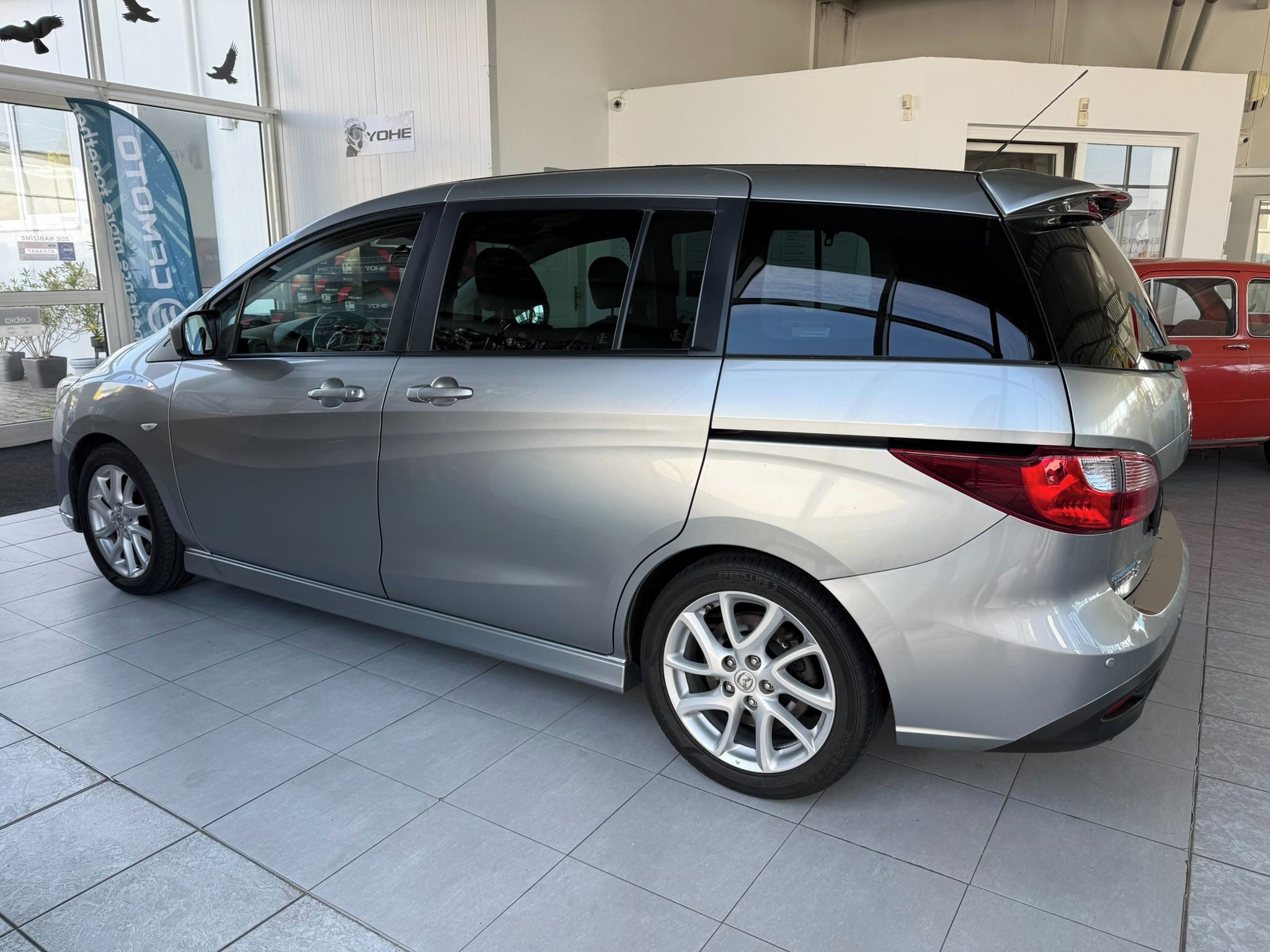 Mazda 5, 2.0 110 kW 1.majitel - fotka 4