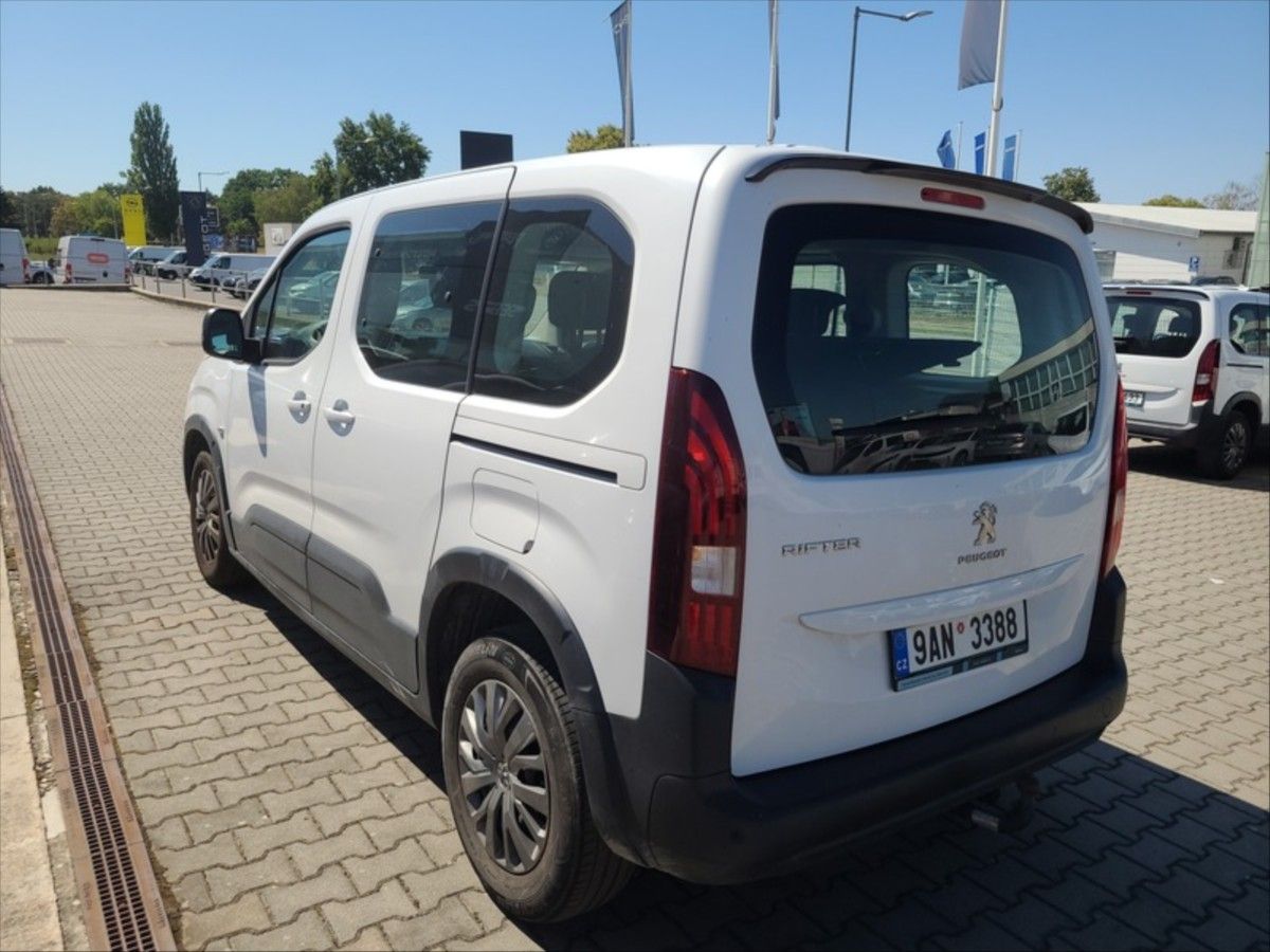 Peugeot Rifter, 1,5 Allure Pack 75kW - fotka 5