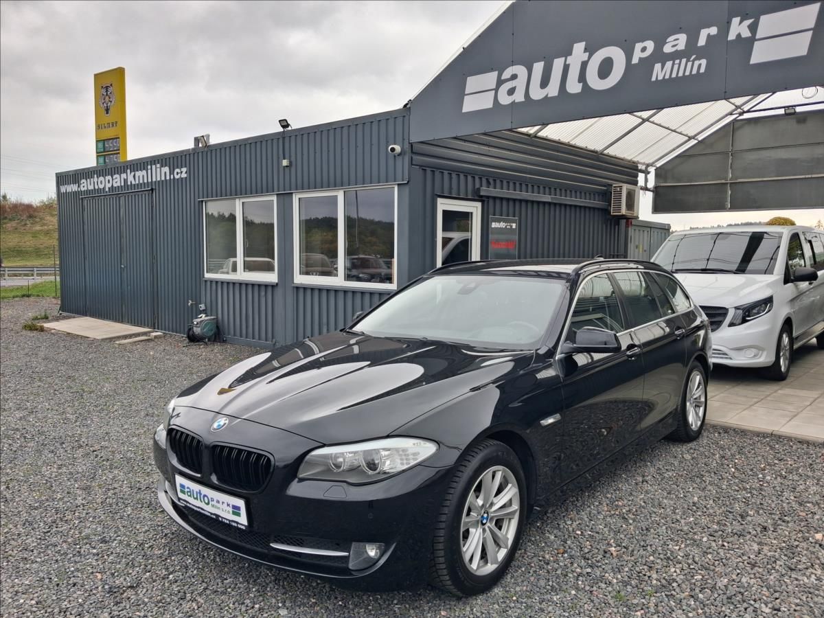 BMW Řada 5, 2,0 525D, 160 kw - fotka 3