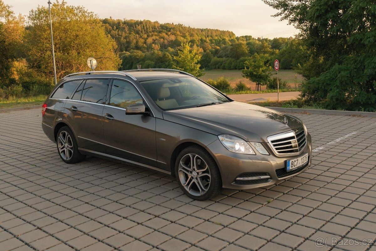 Mercedes-Benz Třídy E, S212 E 350 CDI 195 kW 4MATIC - fotka 3
