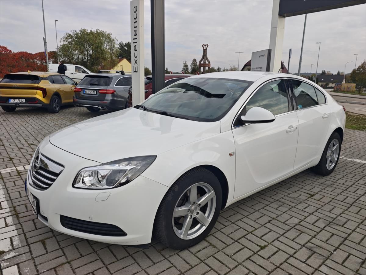 Opel Insignia, 2,0 CDTi automat  Edition - fotka 2