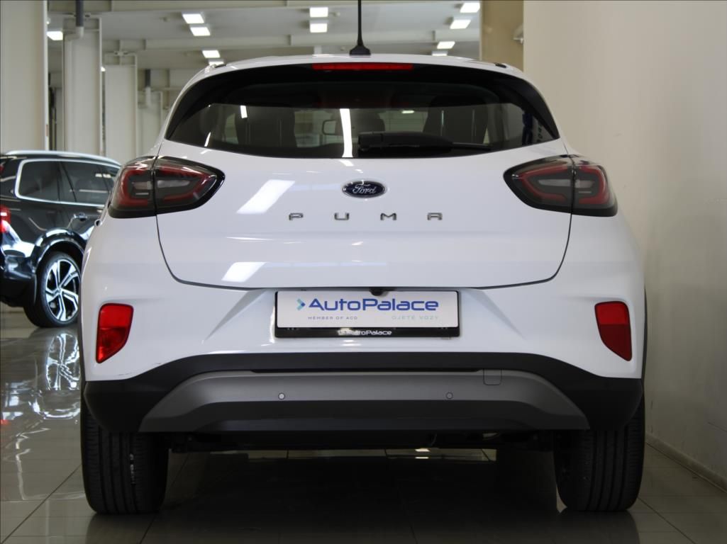 Ford Puma, 1,0 EB 125k. AT Titanium 20tkm - fotka 4