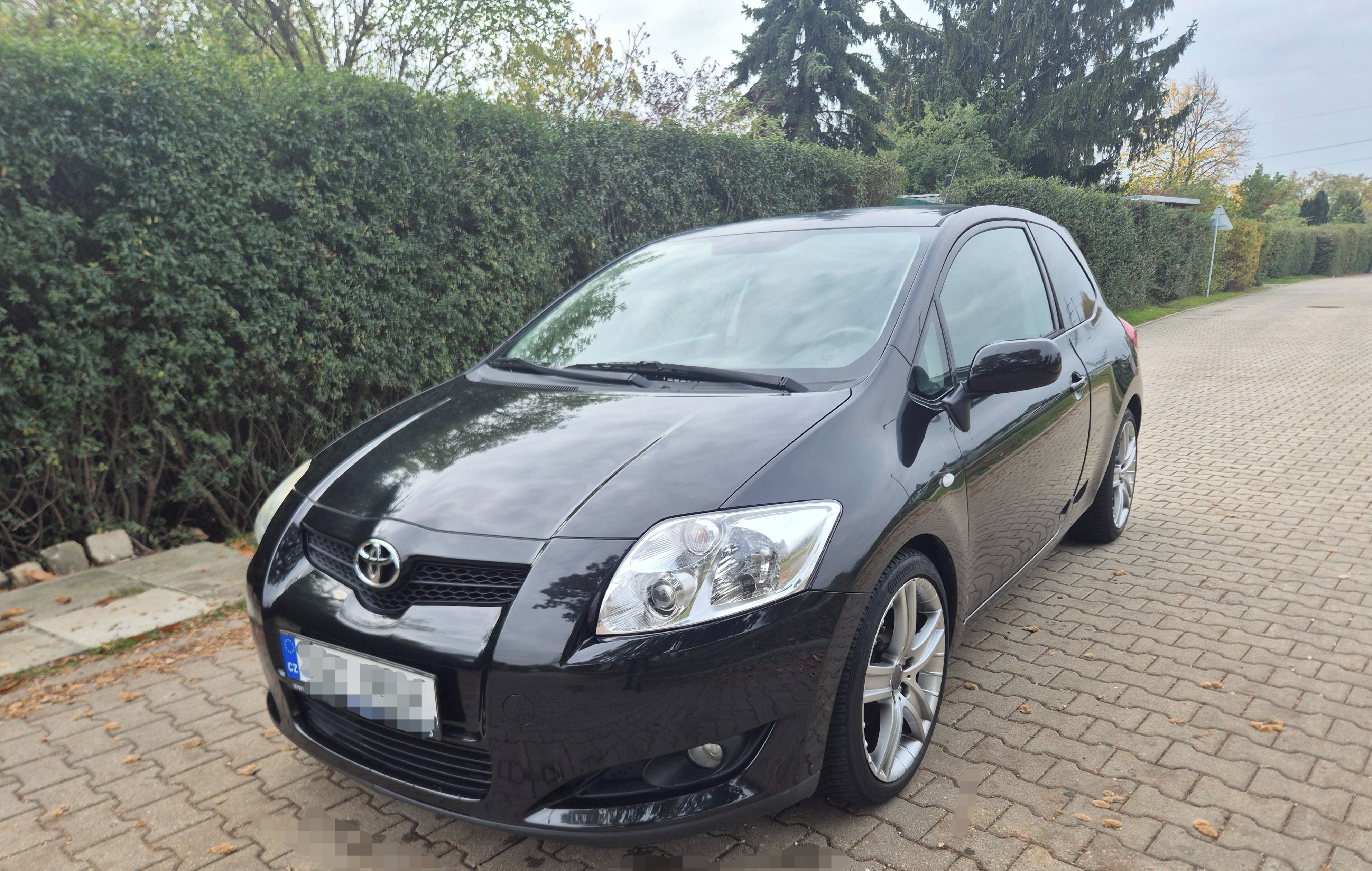 Toyota Auris, 1.6 91kW AUTOMAT - fotka 2