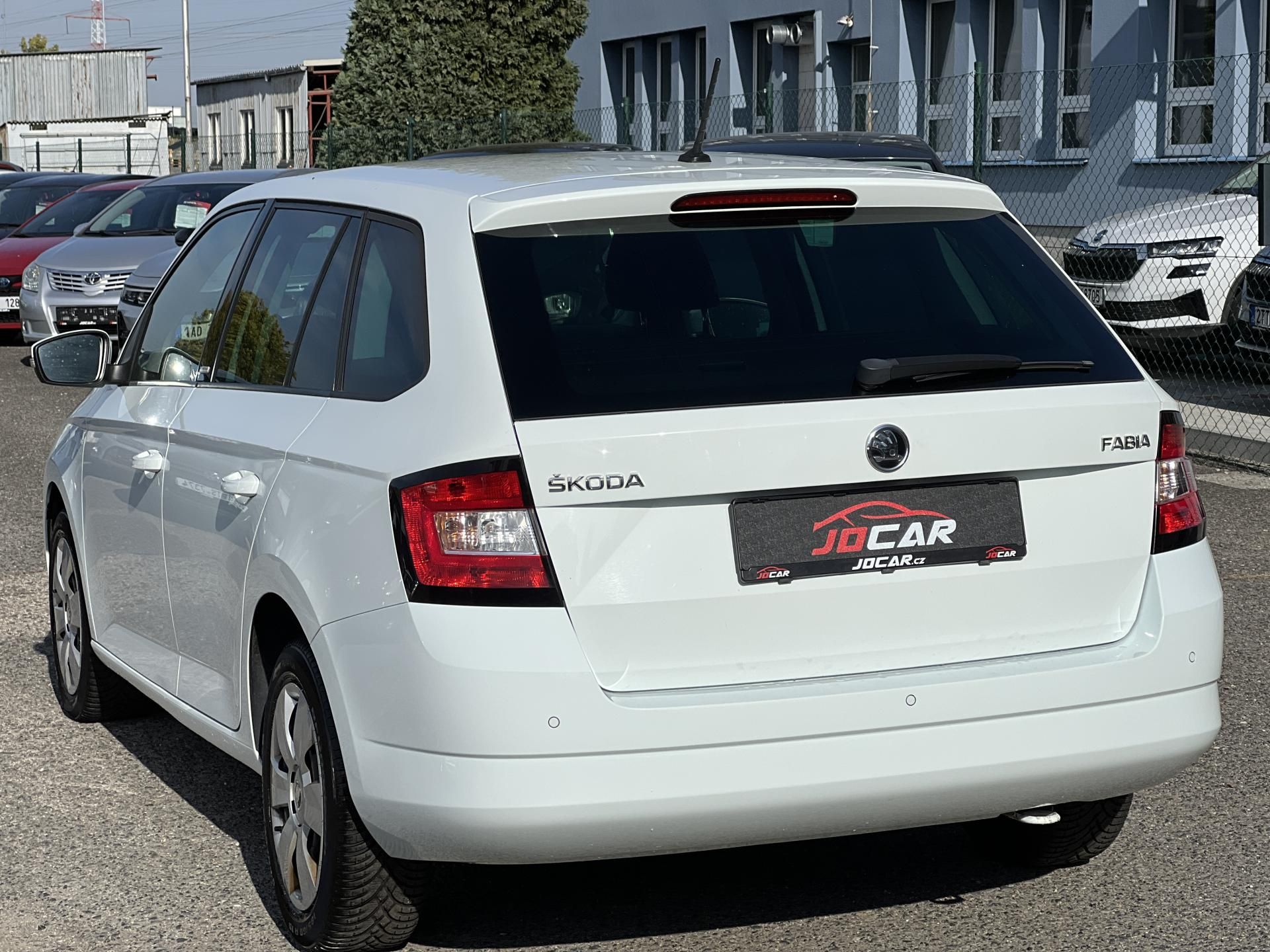 Škoda Fabia, JOY 1.0MPi 55kw TEMPOMAT KLIMA - fotka 5