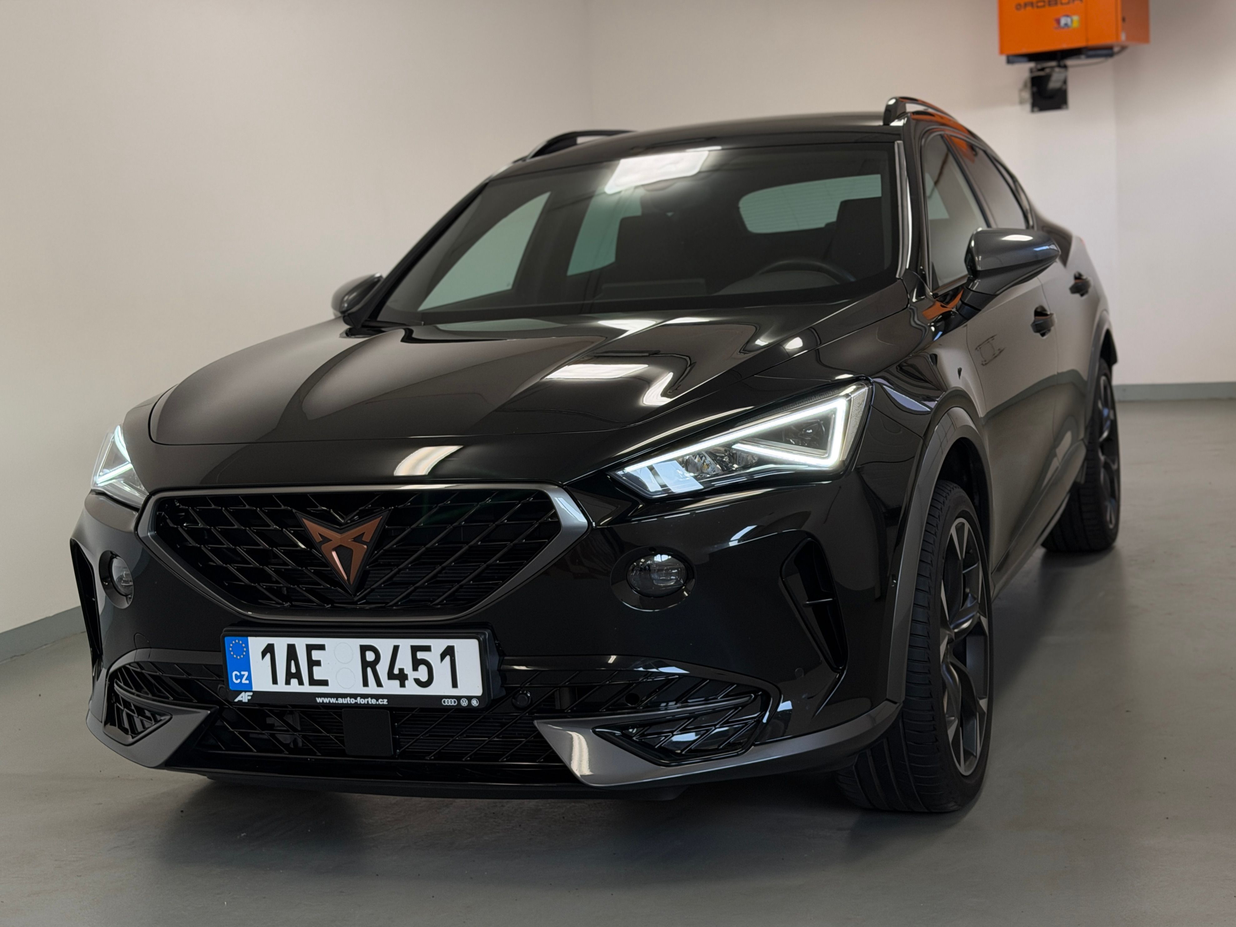 Cupra Formentor, 1,5TSI 110KW DSG 1 Maj ZÁRUKA - fotka 2