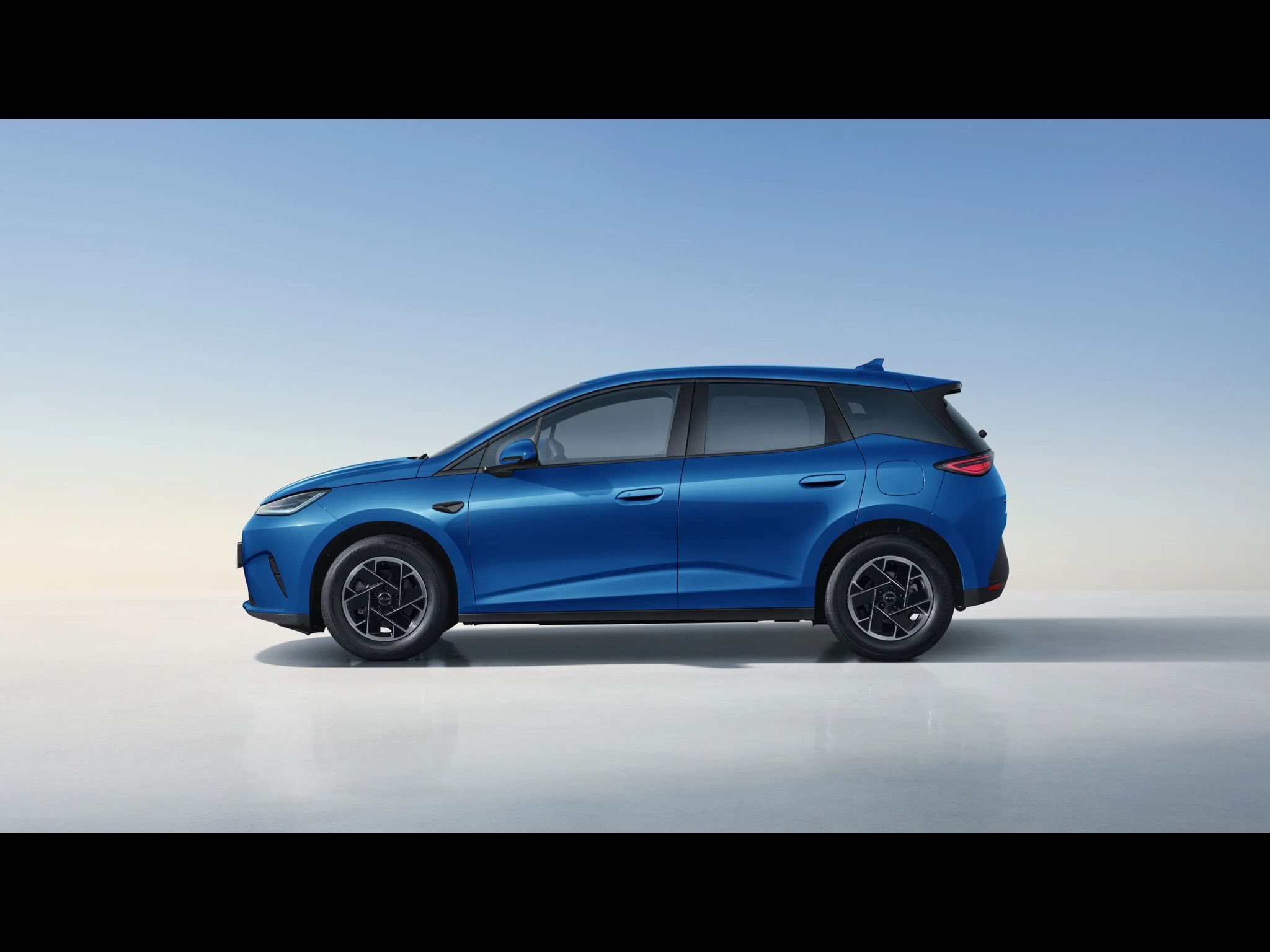 BYD Dolphin G DM-i, DM-i Active - fotka 4