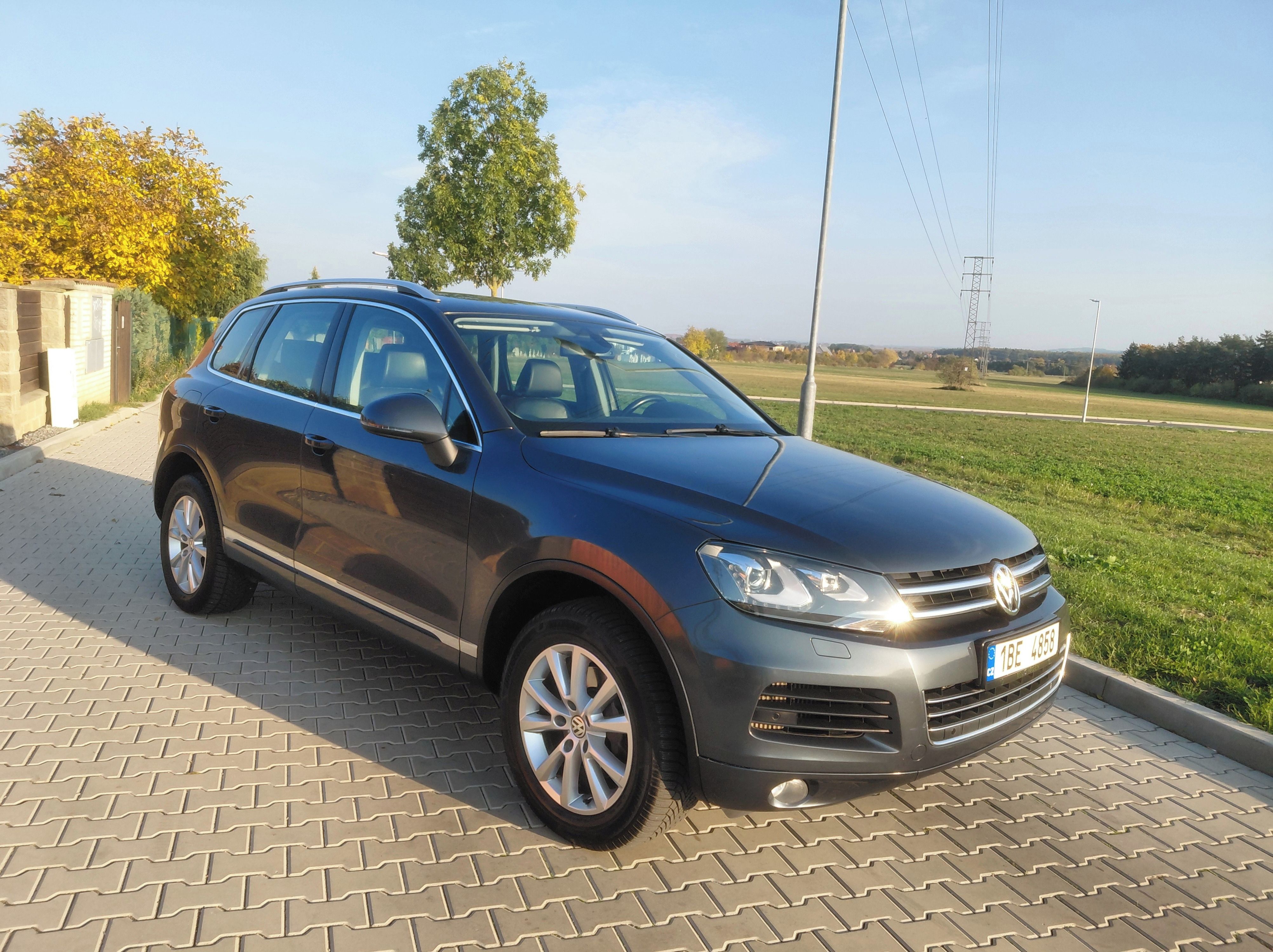 Volkswagen Touareg, 3.0TDI 4x4,Automat,Kuže,Navi - fotka 2