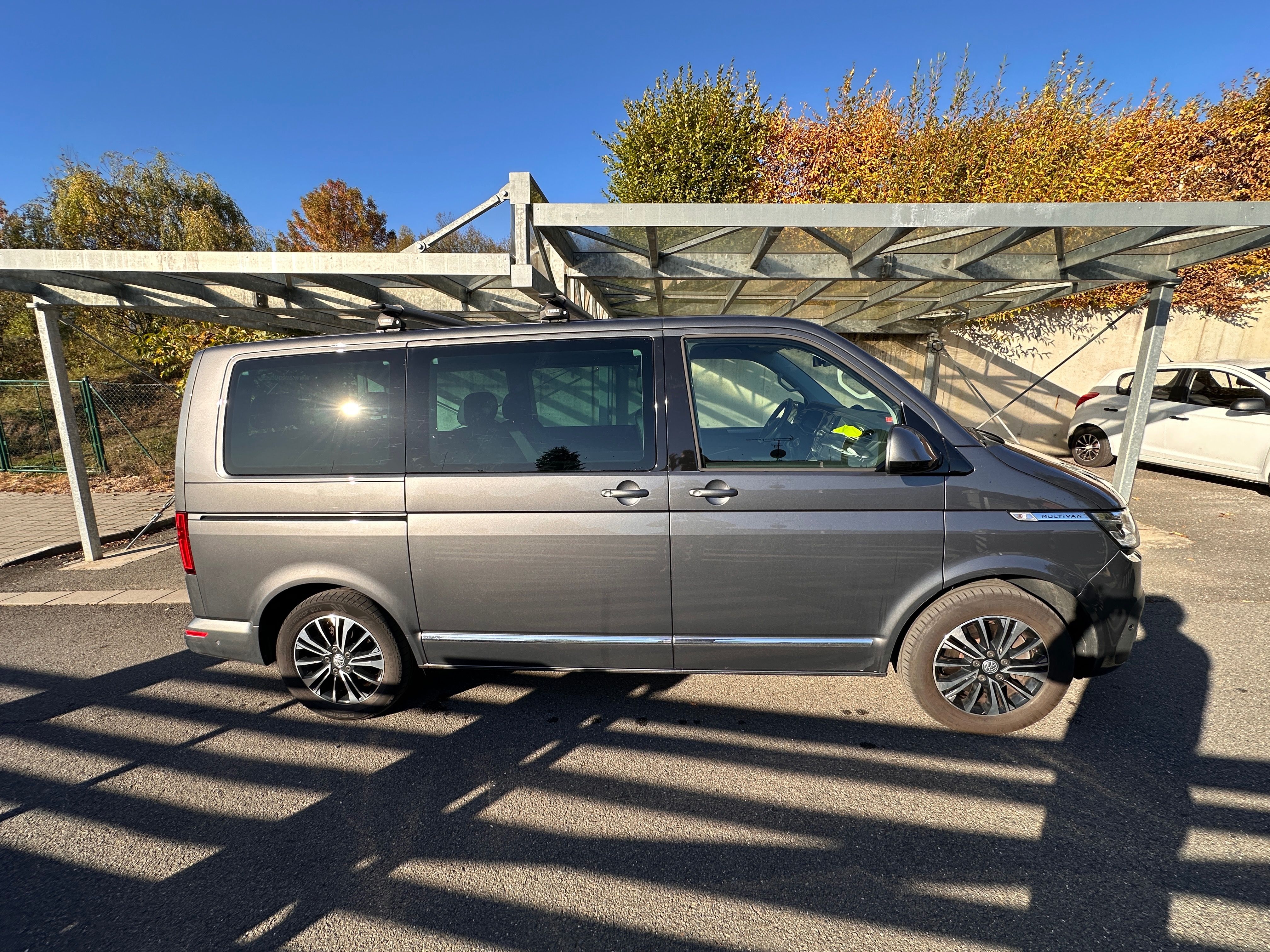 Volkswagen Multivan, HL, T6.1, 150kW, DSG, 4x4, DPH - fotka 3