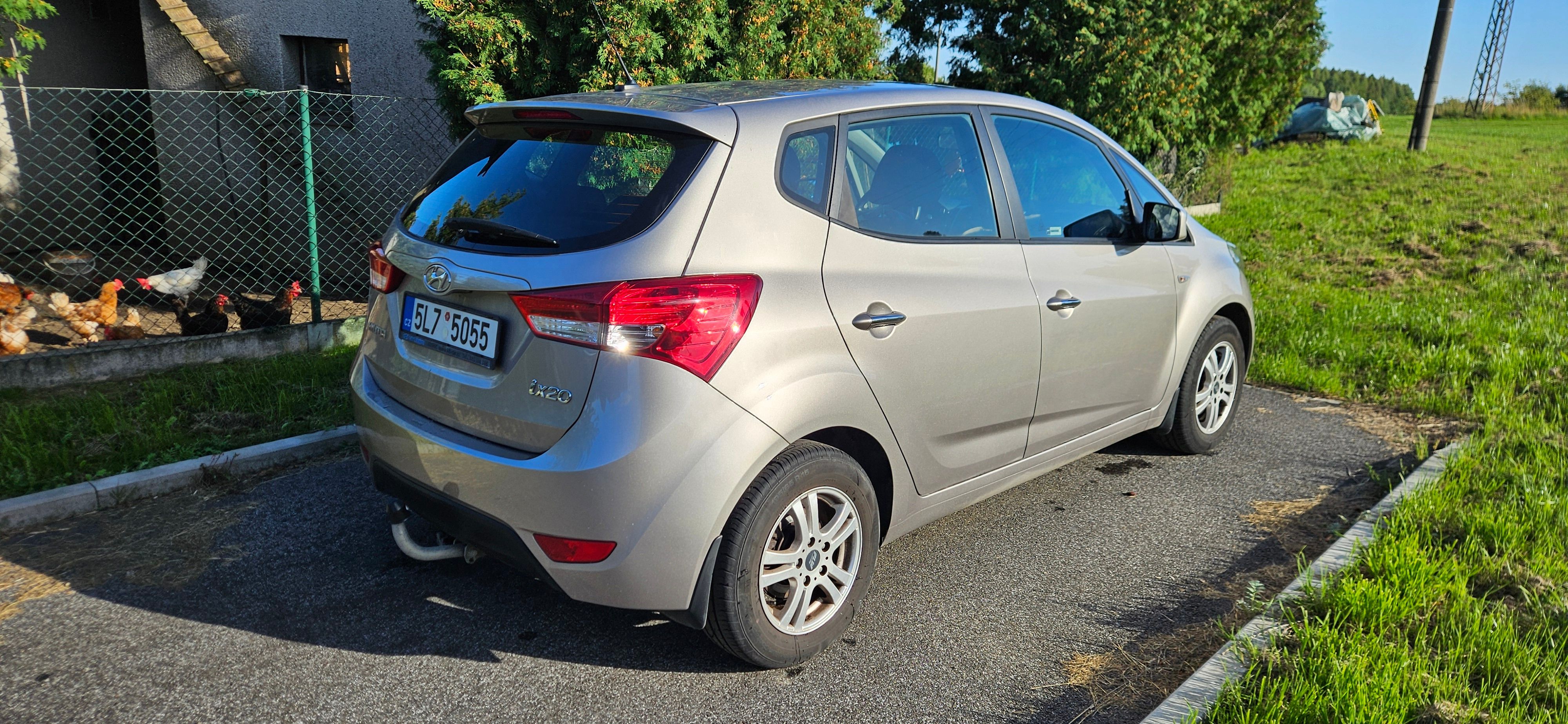 Hyundai ix20, 1.6, 92 kW, AC, tažné - fotka 5