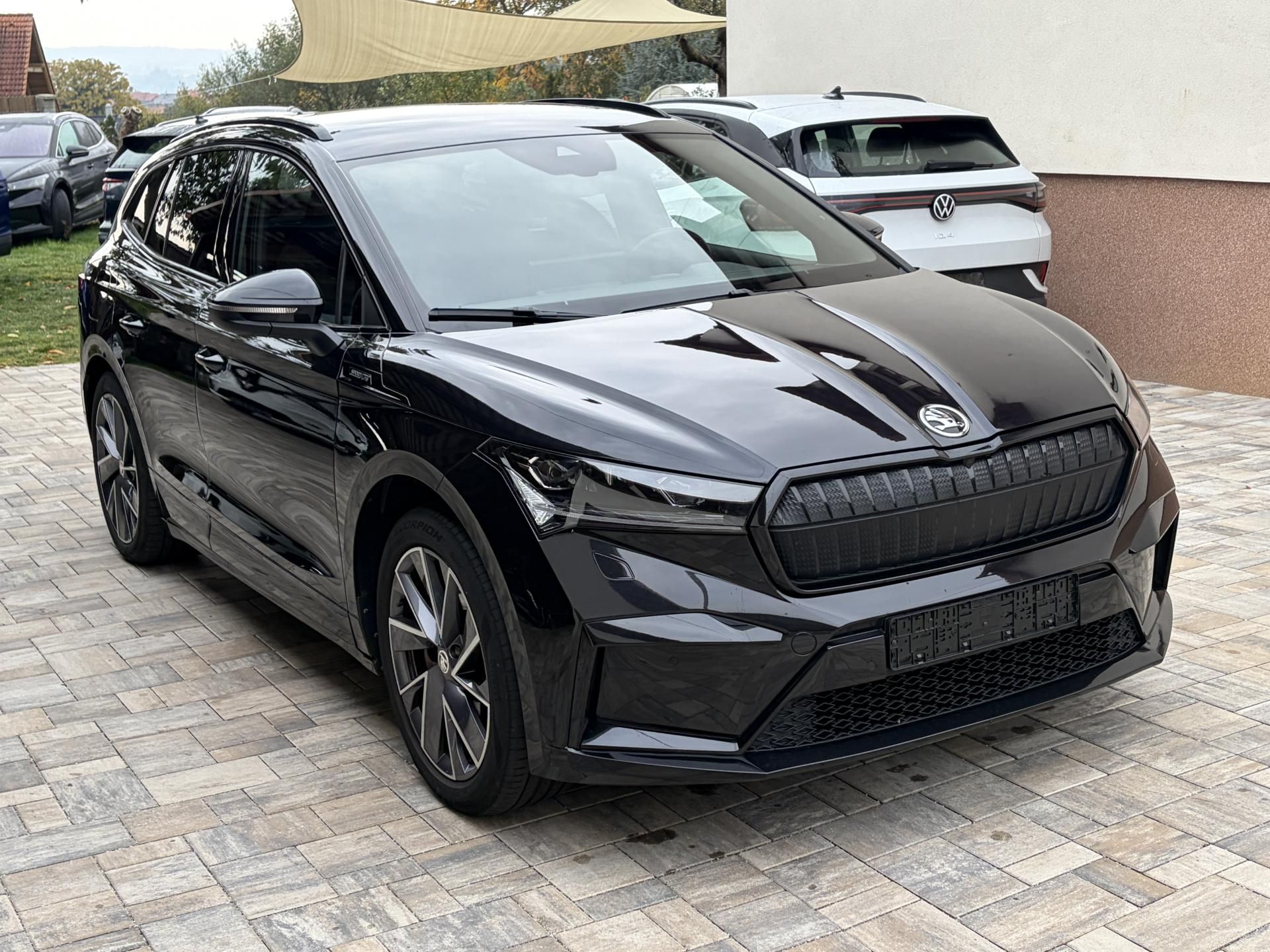 Škoda Enyaq, Sportline, Matrix, TČ,el. kufr - fotka 5