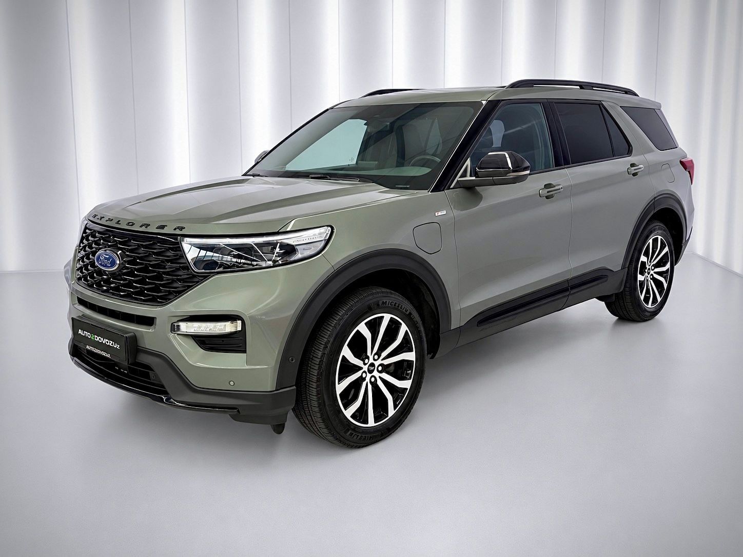 Ford Explorer, 3.0L PHEV AWD ST-LINE, PANO, B