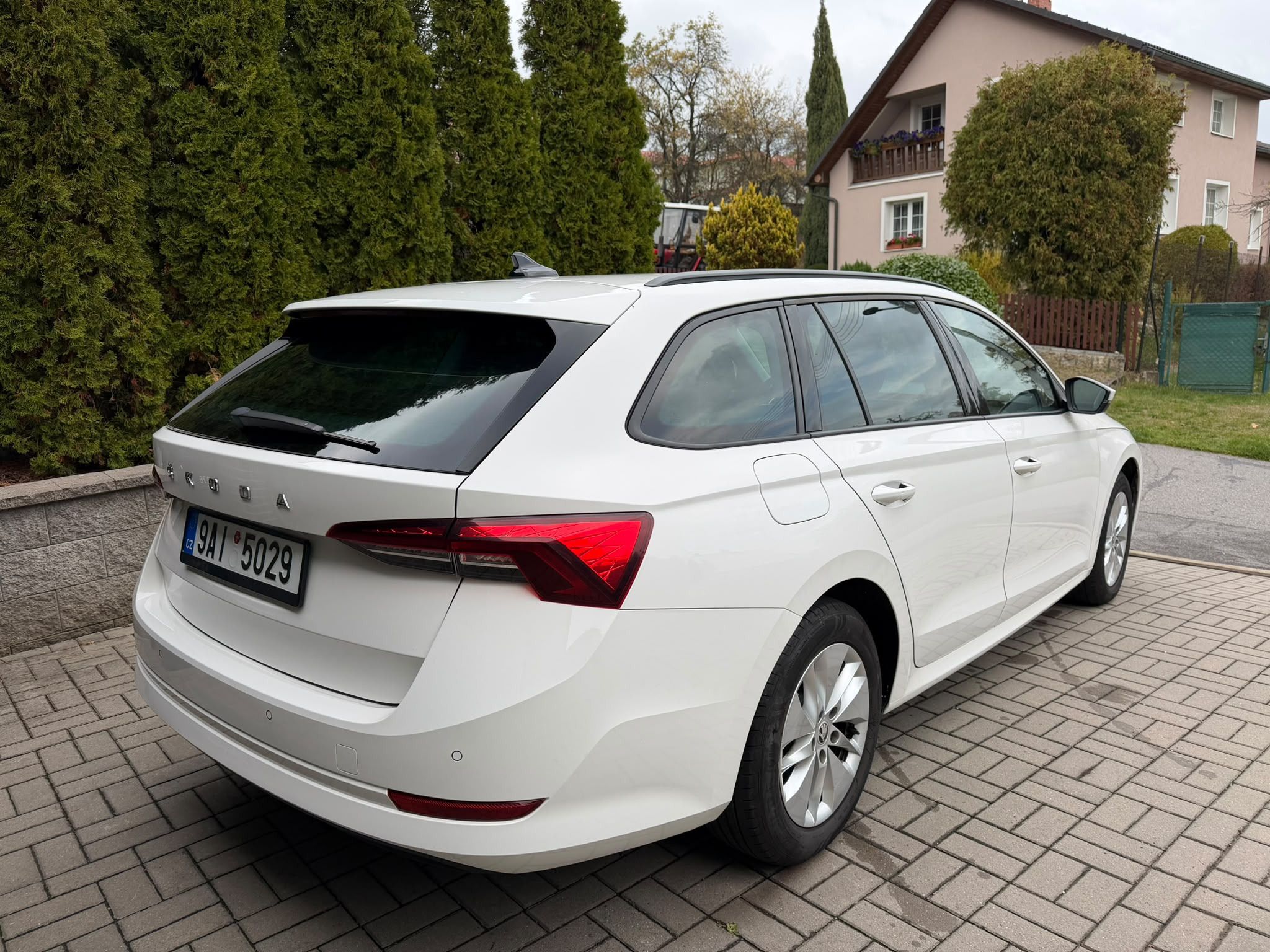 Škoda Octavia, 2,0TDi,ambient+,CZ,M6,1maj,DPH - fotka 5