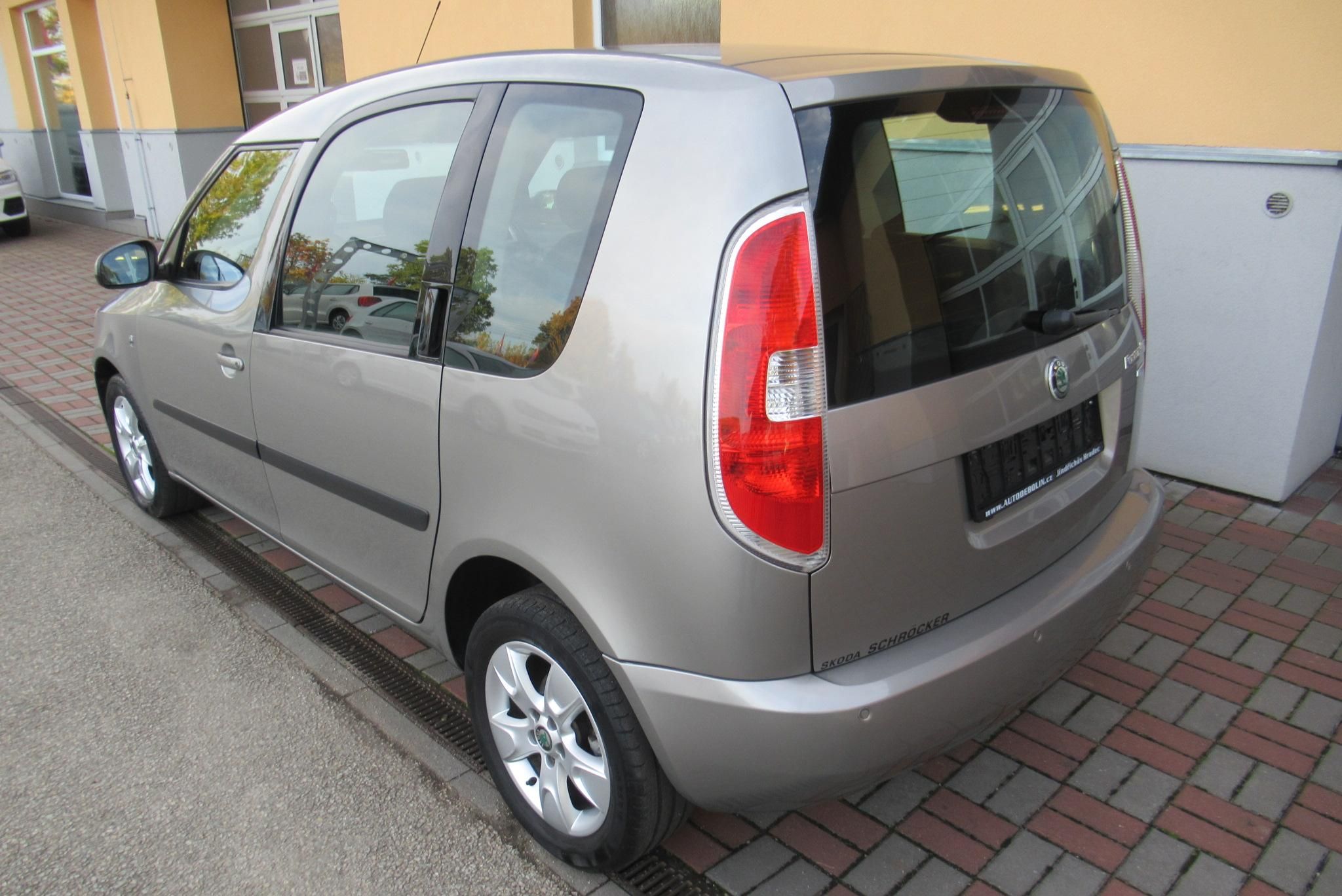 Škoda Roomster, 1.4 TDi AUT. KLIMA SADA KOL - fotka 4