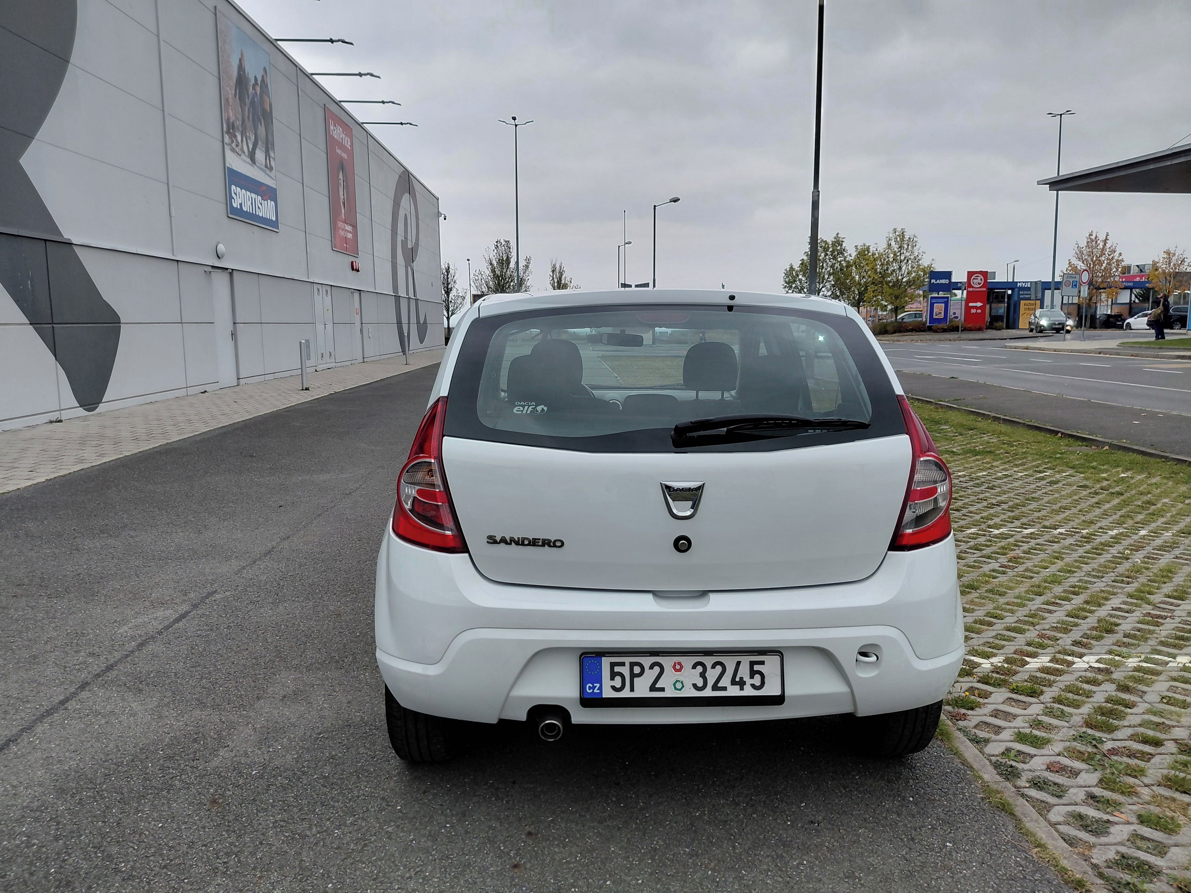 Dacia Sandero, 1.2i 2MAJ PERFEKTNÍ,STK 4/2028 - fotka 6
