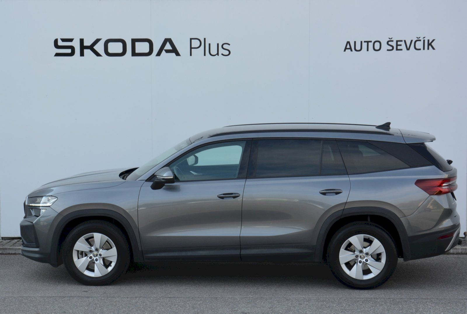 Škoda Kodiaq, 2.0 TDI 110 kW Selection DSG 7 - fotka 3