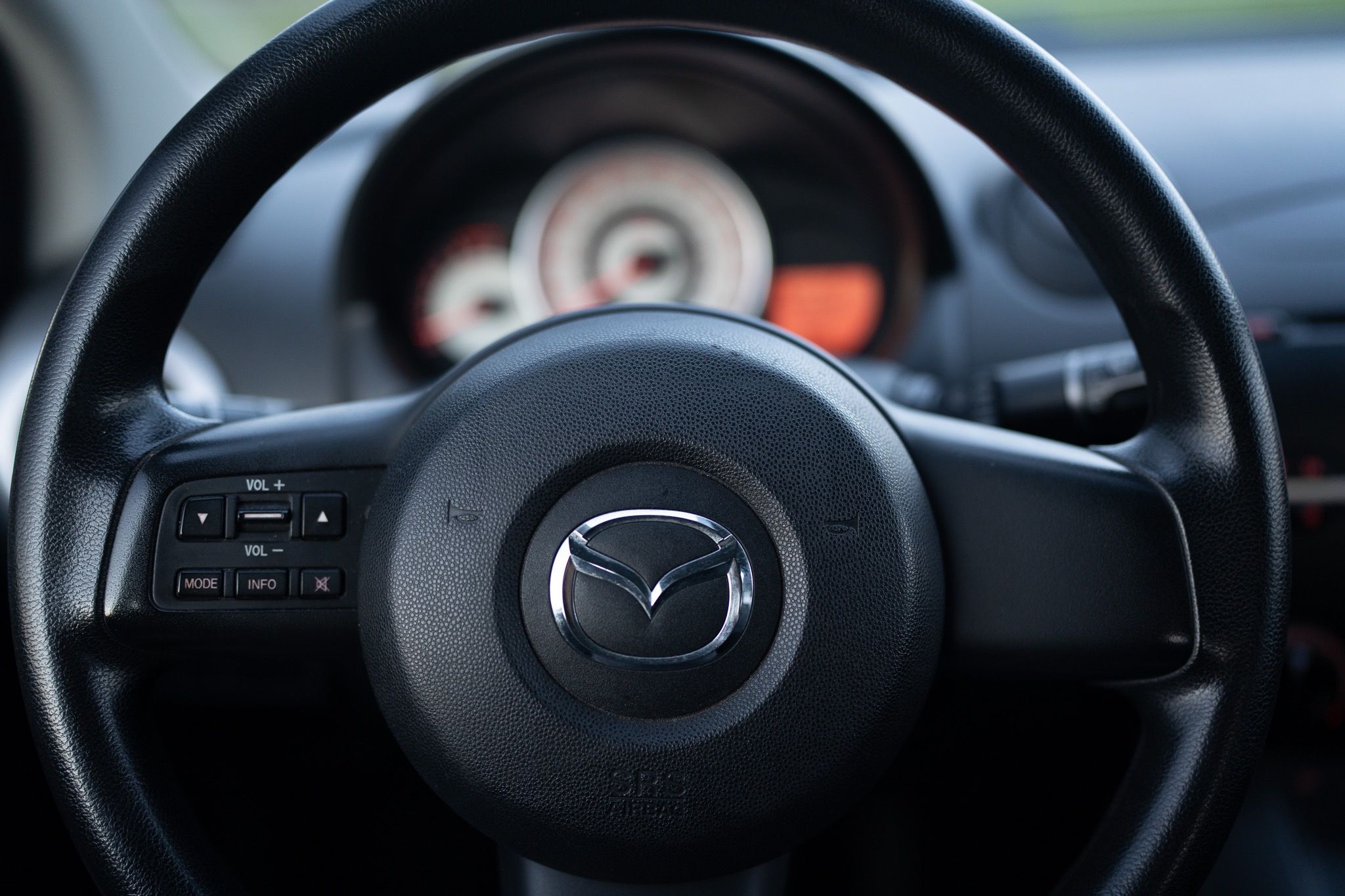 Mazda 2 - fotka 6