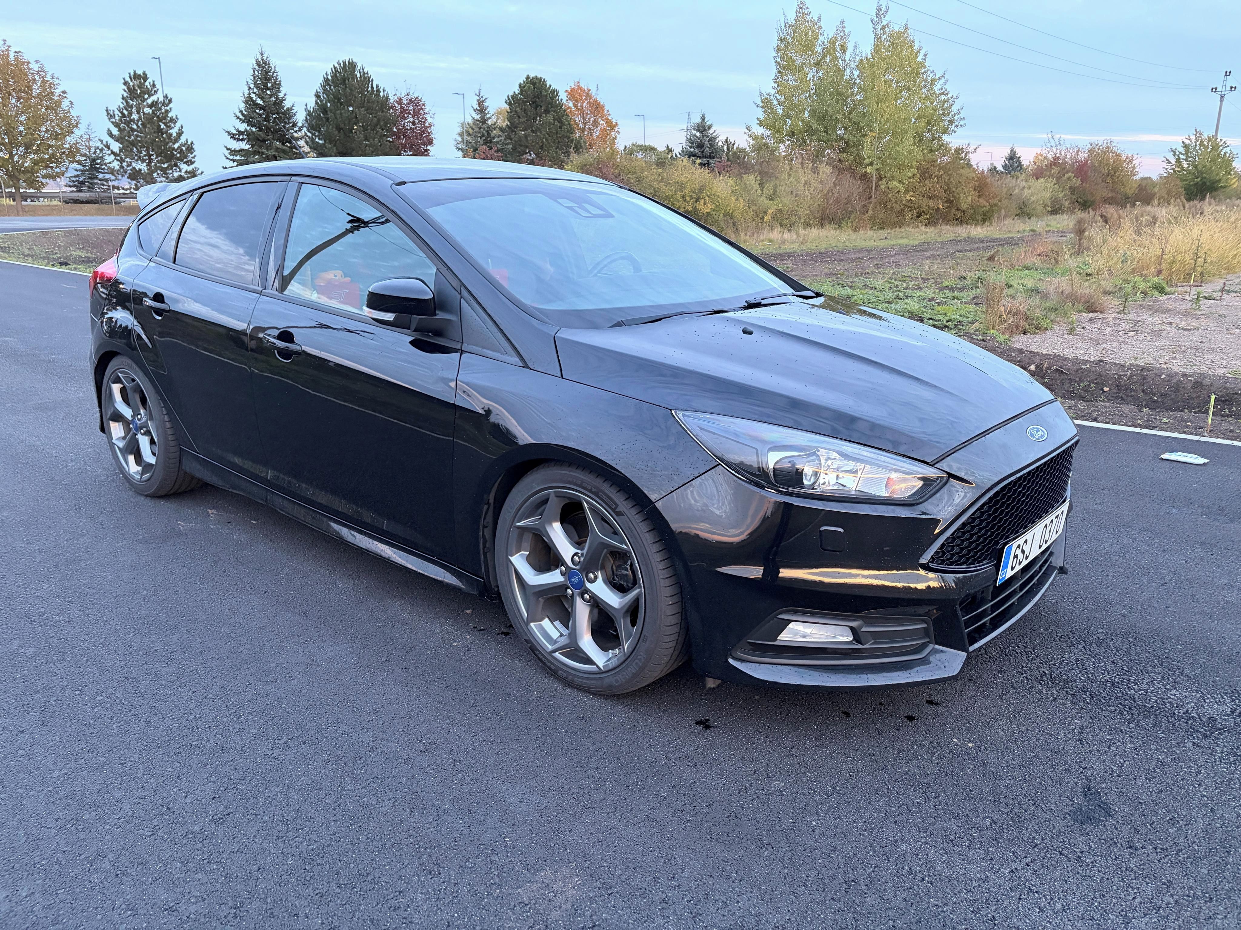 Ford Focus, MK3 ST - fotka 3