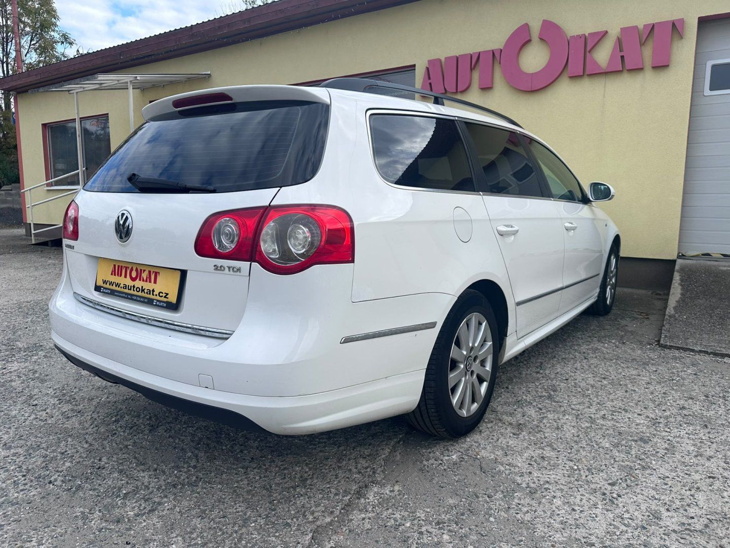 Volkswagen Passat, 2.0TDi ČR/Rozvody/2*pneu/Tažné - fotka 3