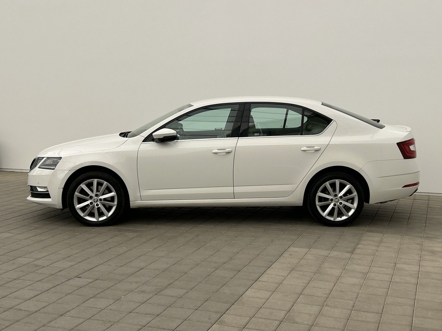 Škoda Octavia, 1.8TSI 132kW 4x4  Style Plus - fotka 3