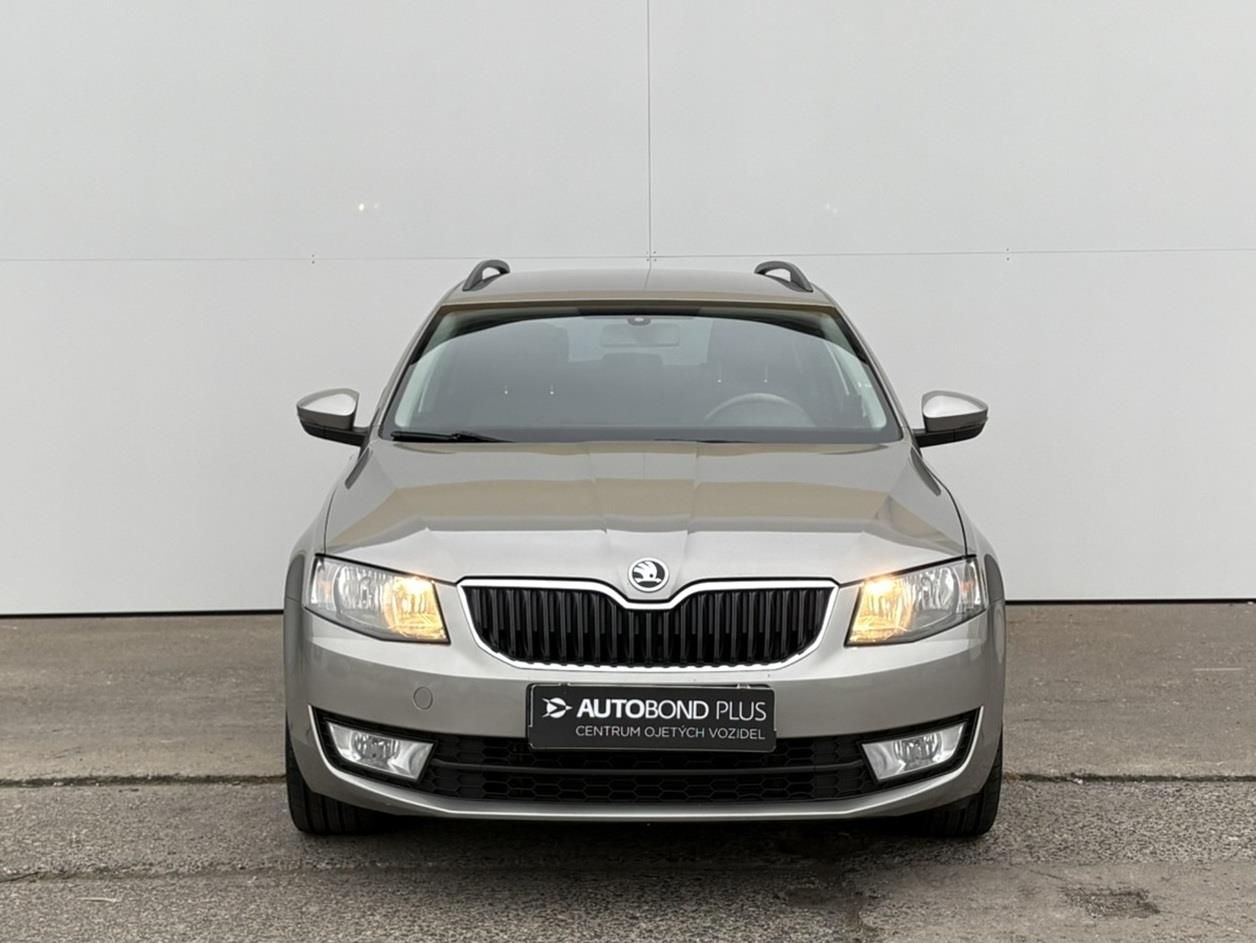 Škoda Octavia, 1.6 TDI / 77 kW Ambition - fotka 4