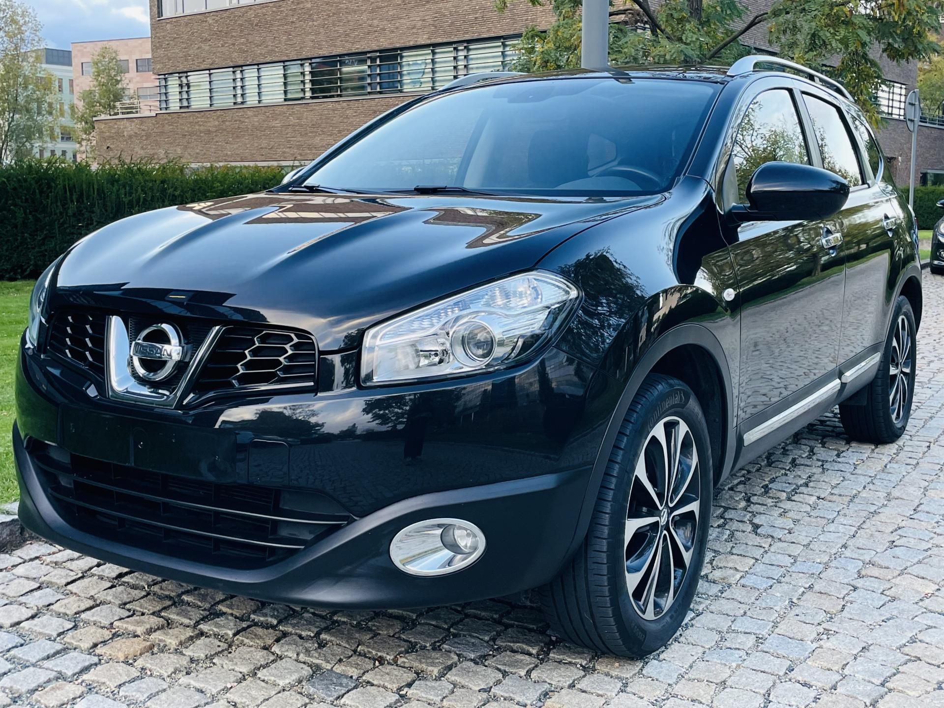 Nissan Qashqai, 2.0i +2 MAN 1MAJ TAŽNÉ KAMERA - fotka 4