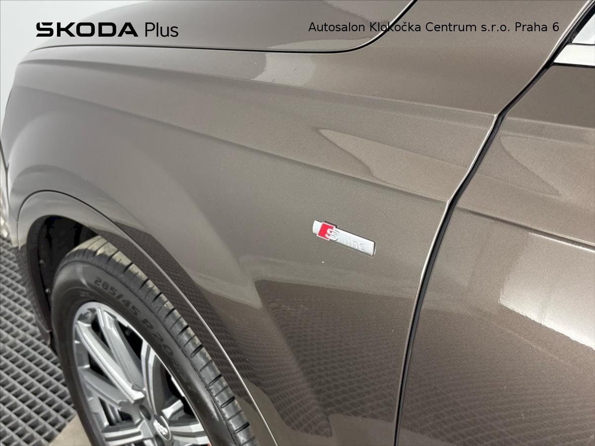 Audi Q7, TDI200 kW S-line Quattro 8TT - fotka 5
