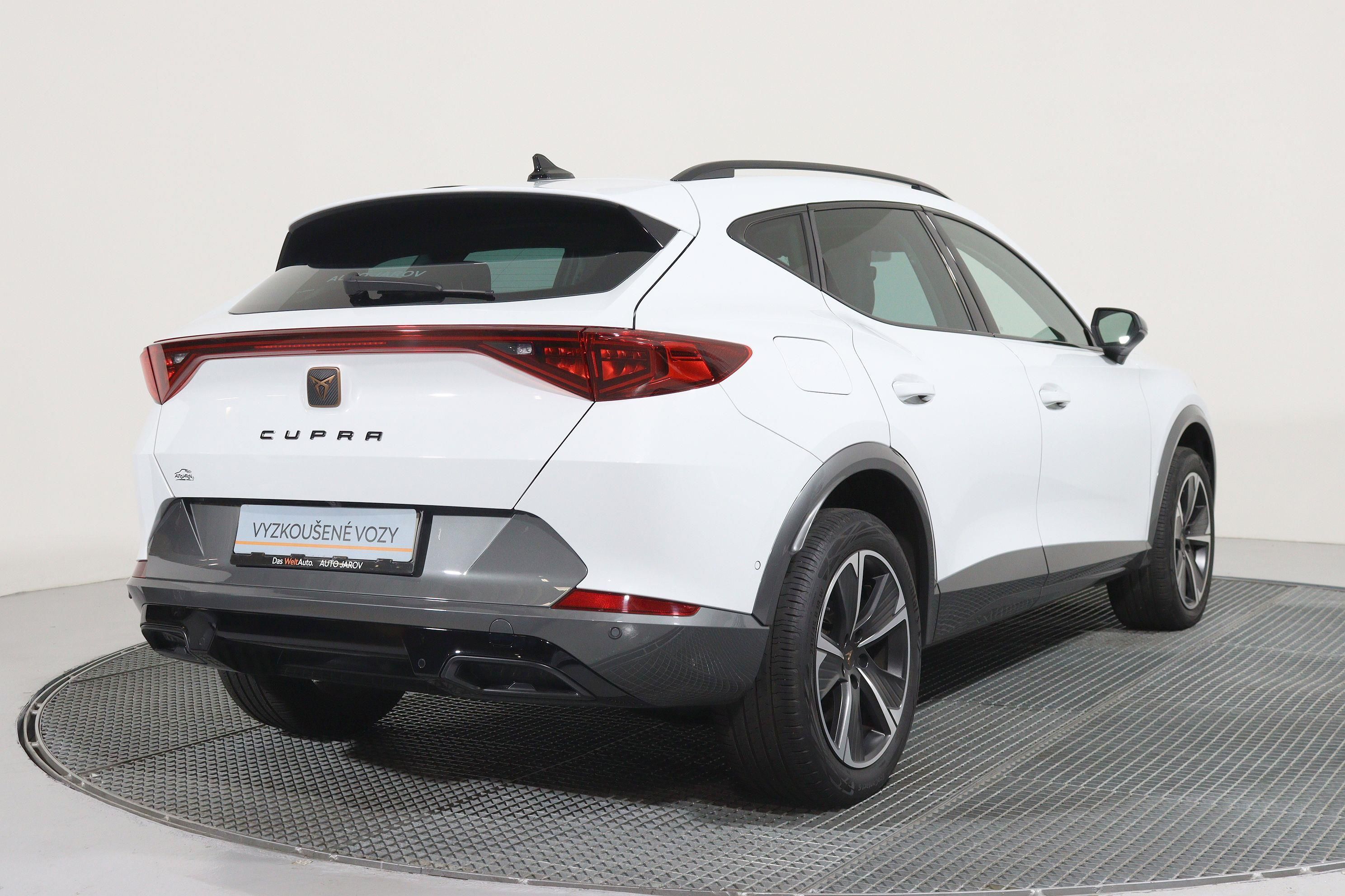 Cupra Formentor, 1,5 TSI 150k DSG/ ACC, NAVI, P - fotka 2