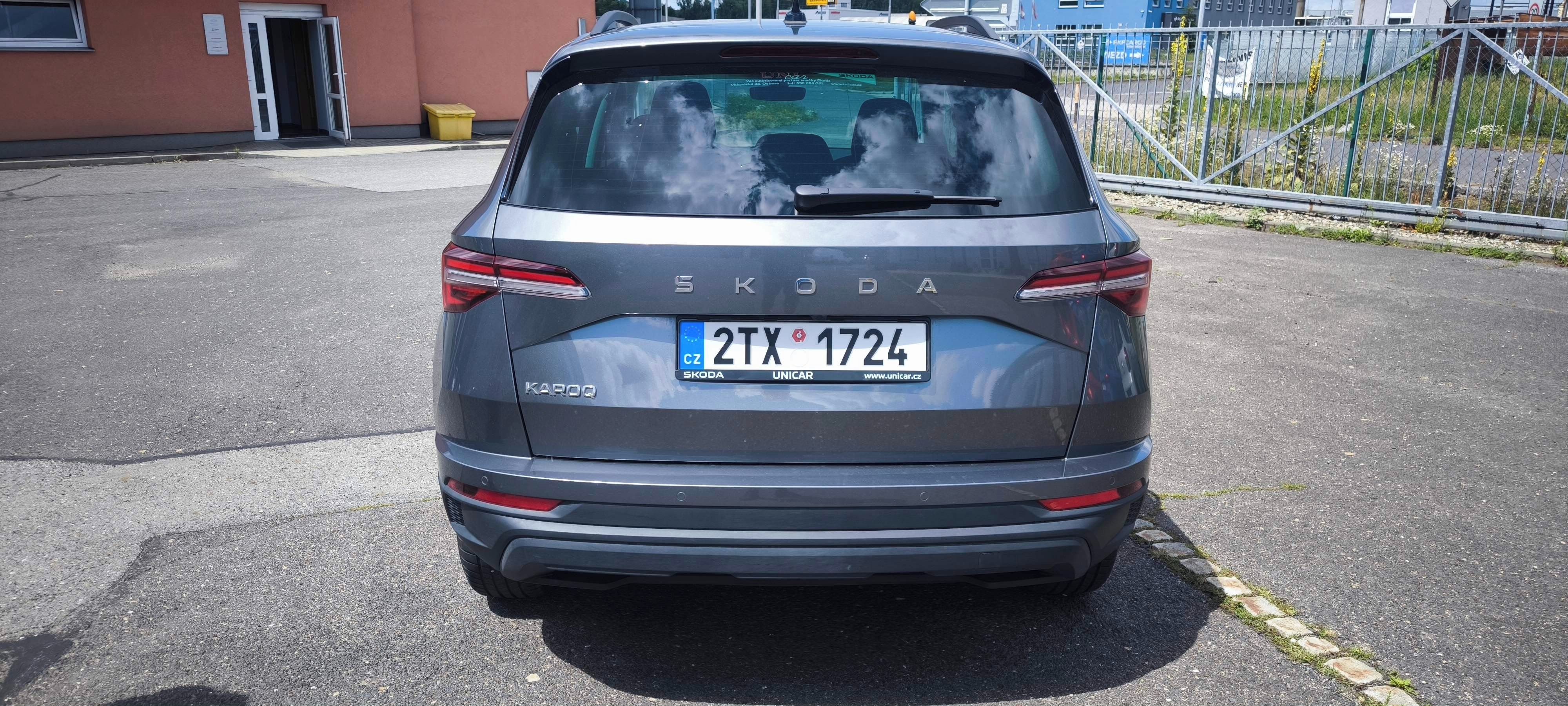 Škoda Karoq, 2,0 TDI 85 kW - Zánovní - fotka 3