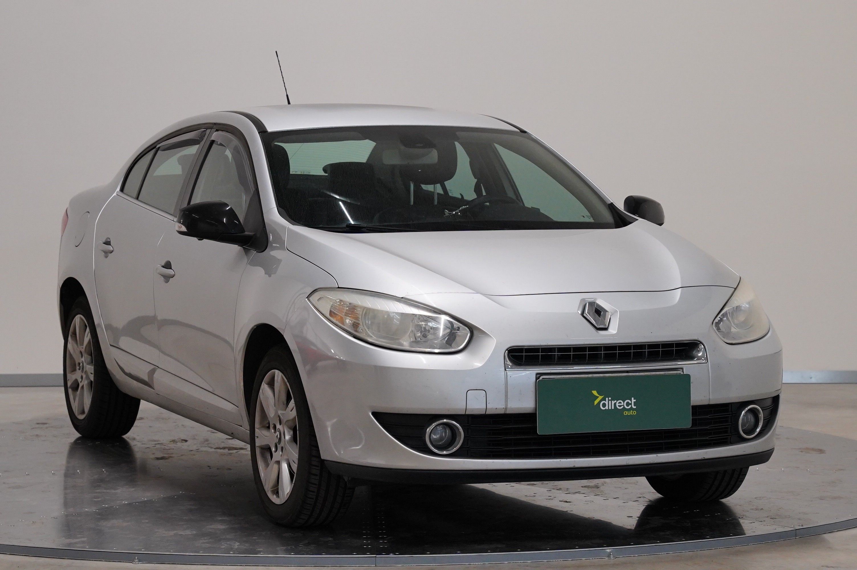 Renault Fluence, 1.6 16V 81 KW - fotka 2