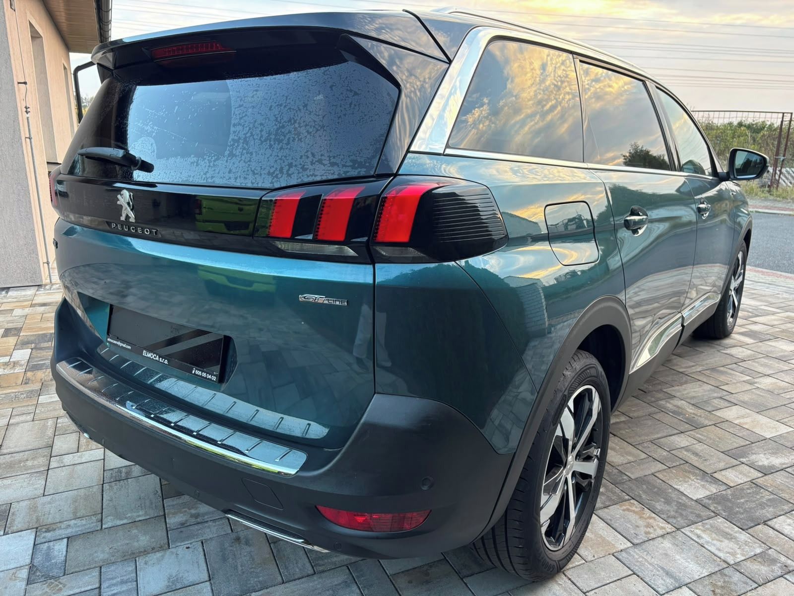 Peugeot 5008, 2,0HDi MAN GT-line-plný servis - fotka 5