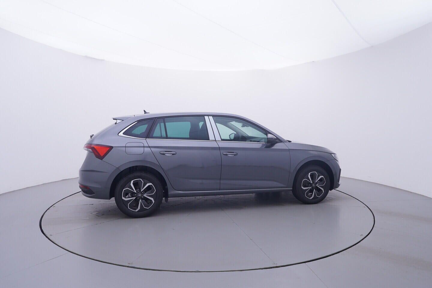 Škoda Scala, Top Selection 1,0 TSI 85 kW - fotka 6