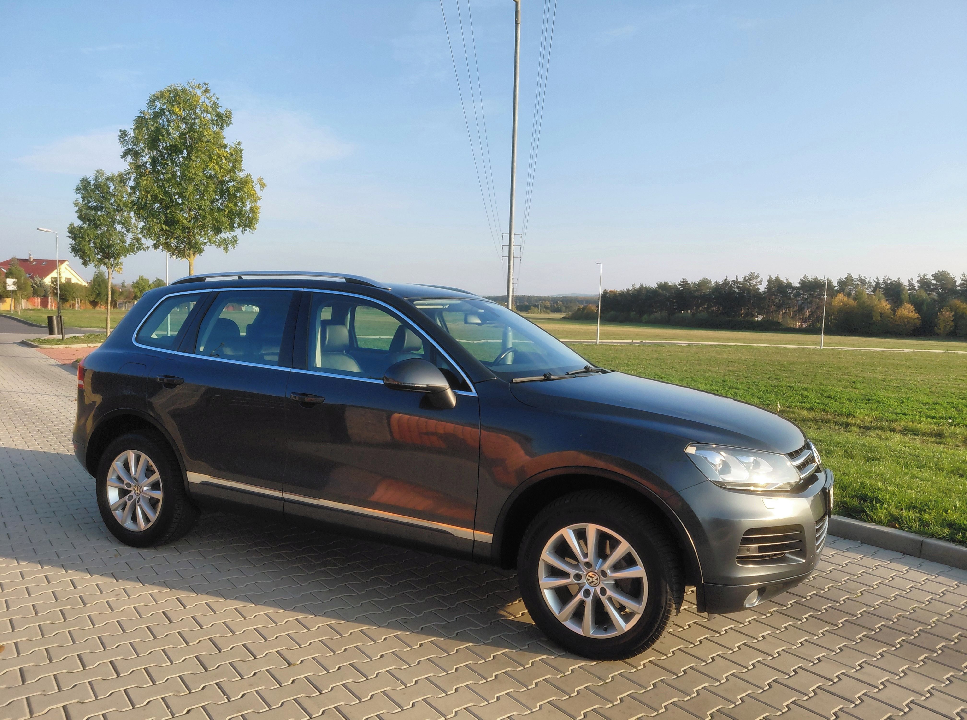 Volkswagen Touareg, 3.0TDI 4x4,Automat,Kuže,Navi - fotka 4