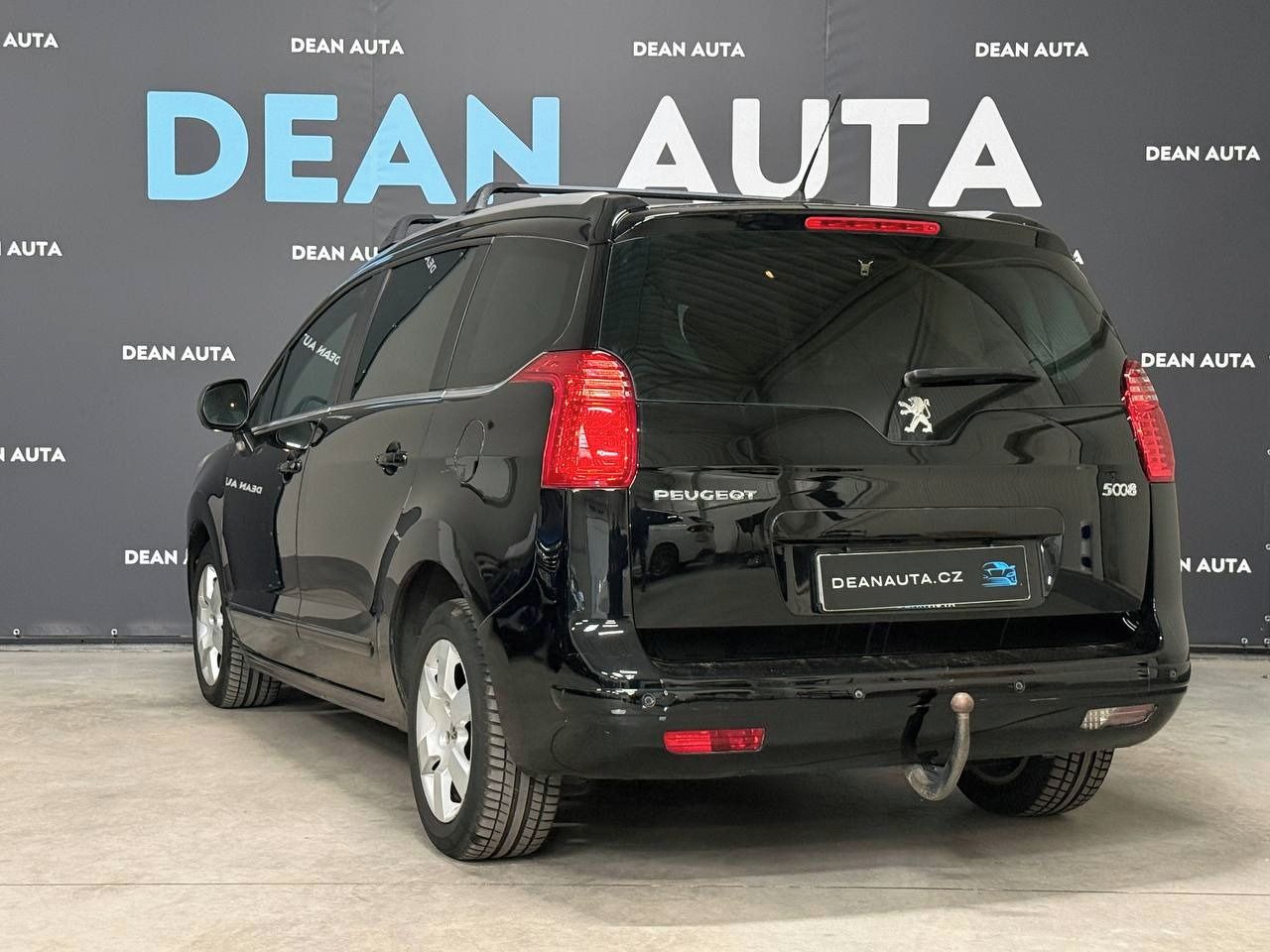 Peugeot 5008, 2.0d 110kw Serviska Výbava - fotka 4