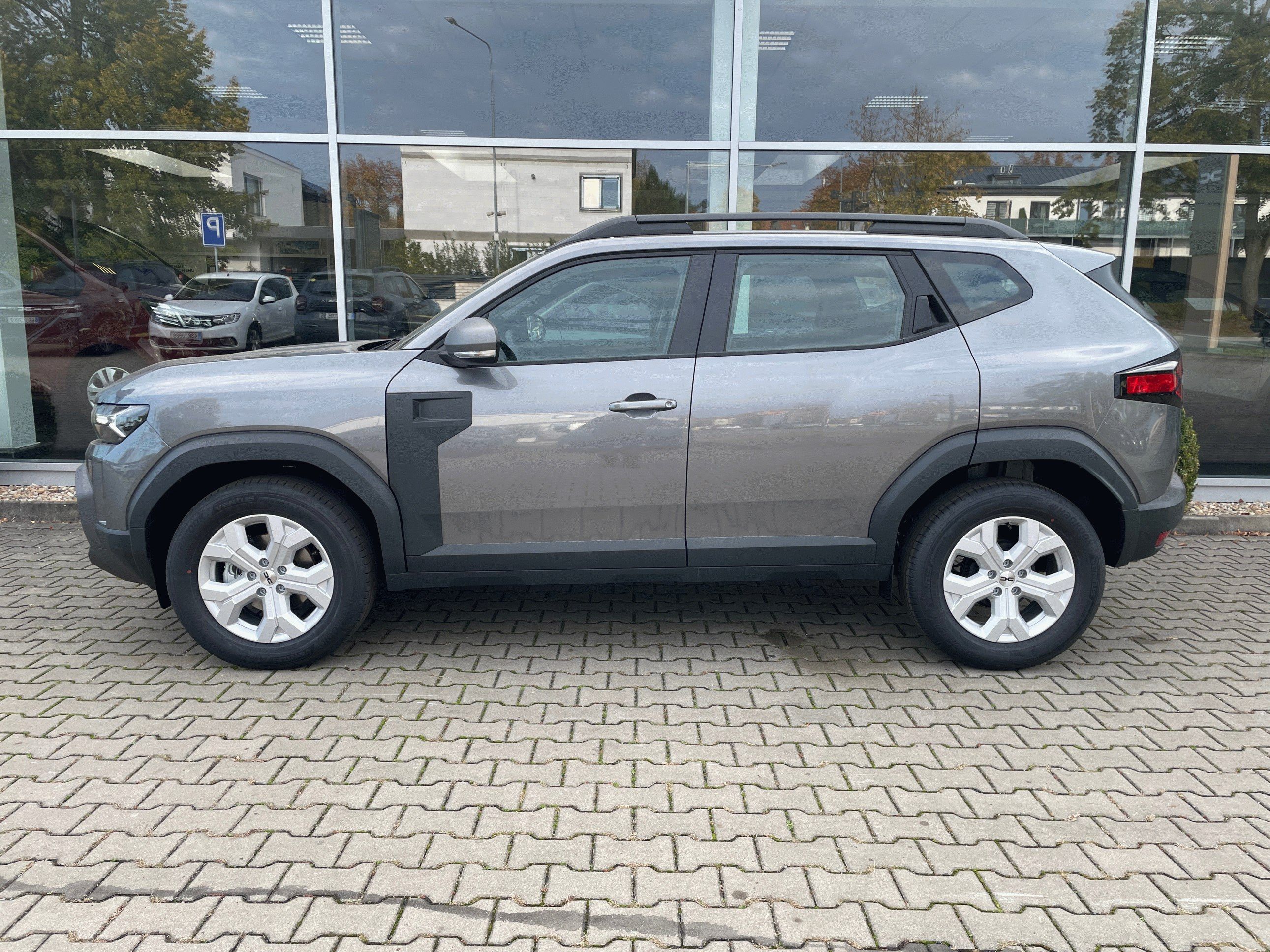 Dacia Duster, Hybrid 155 Expression - fotka 4