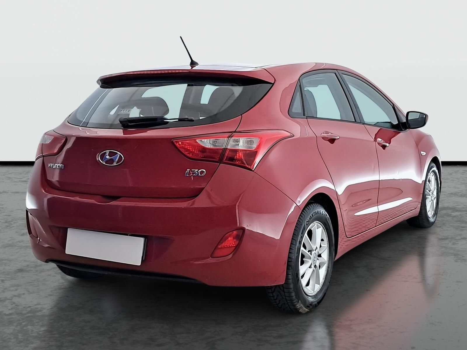 Hyundai i30, 1.4 CVVT, Klima, El. okna - fotka 5