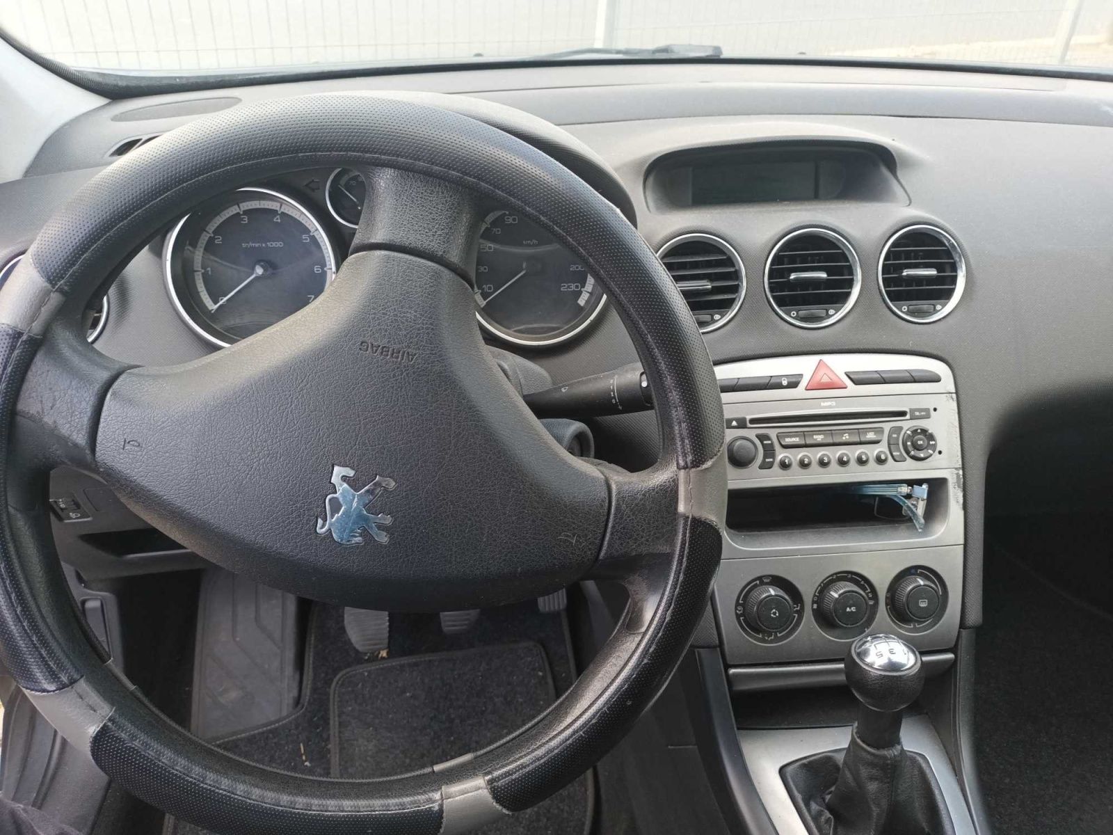 Peugeot 308, 1.6 VTi, Tažné, jezdí výborně - fotka 3