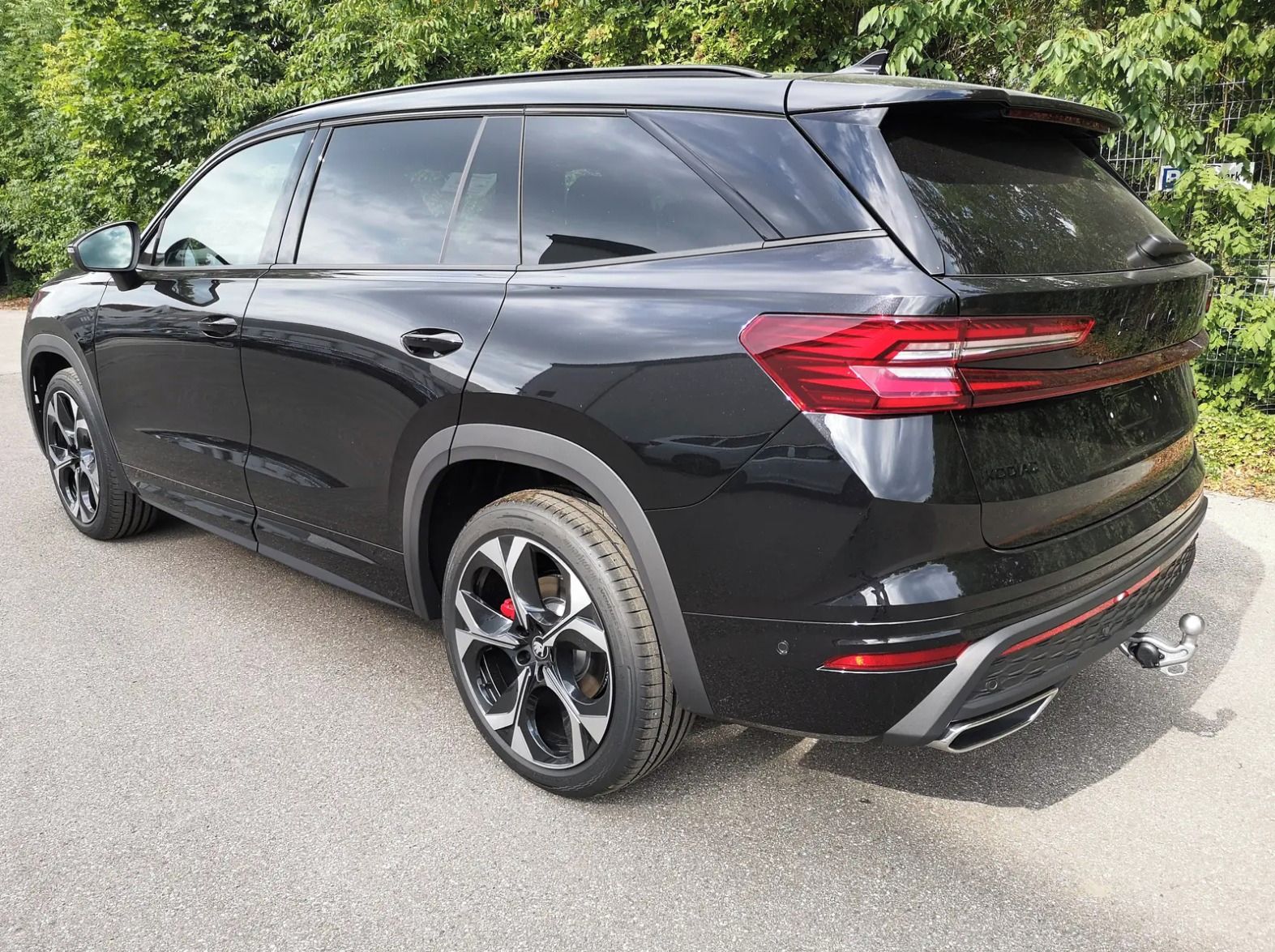 Škoda Kodiaq, RS 2.0 TSI 195kW Aut 4x4 7míst - fotka 2