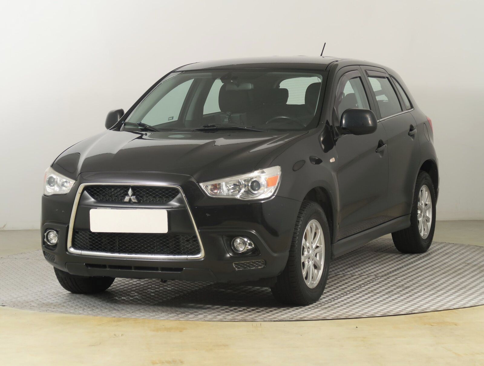 Mitsubishi ASX, 1.8 DI-D MIVEC, 4X4 - fotka 2
