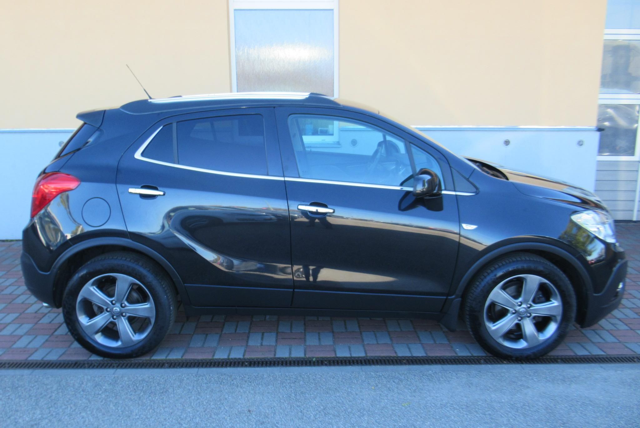 Opel Mokka, 1.4i  4X4 AUT. KLIMA TAŽNÉ - fotka 3